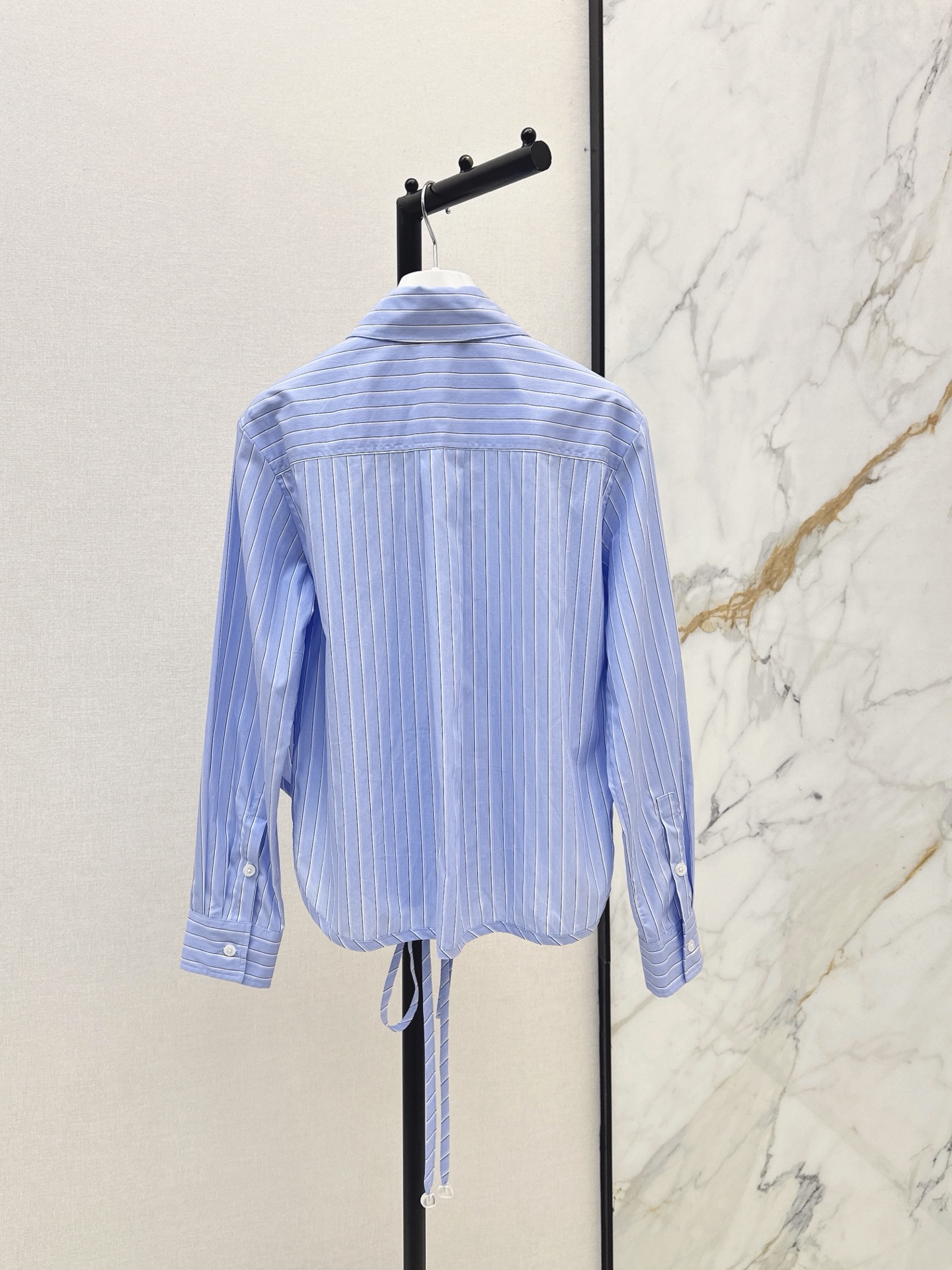Loe 26ss stripe shirt