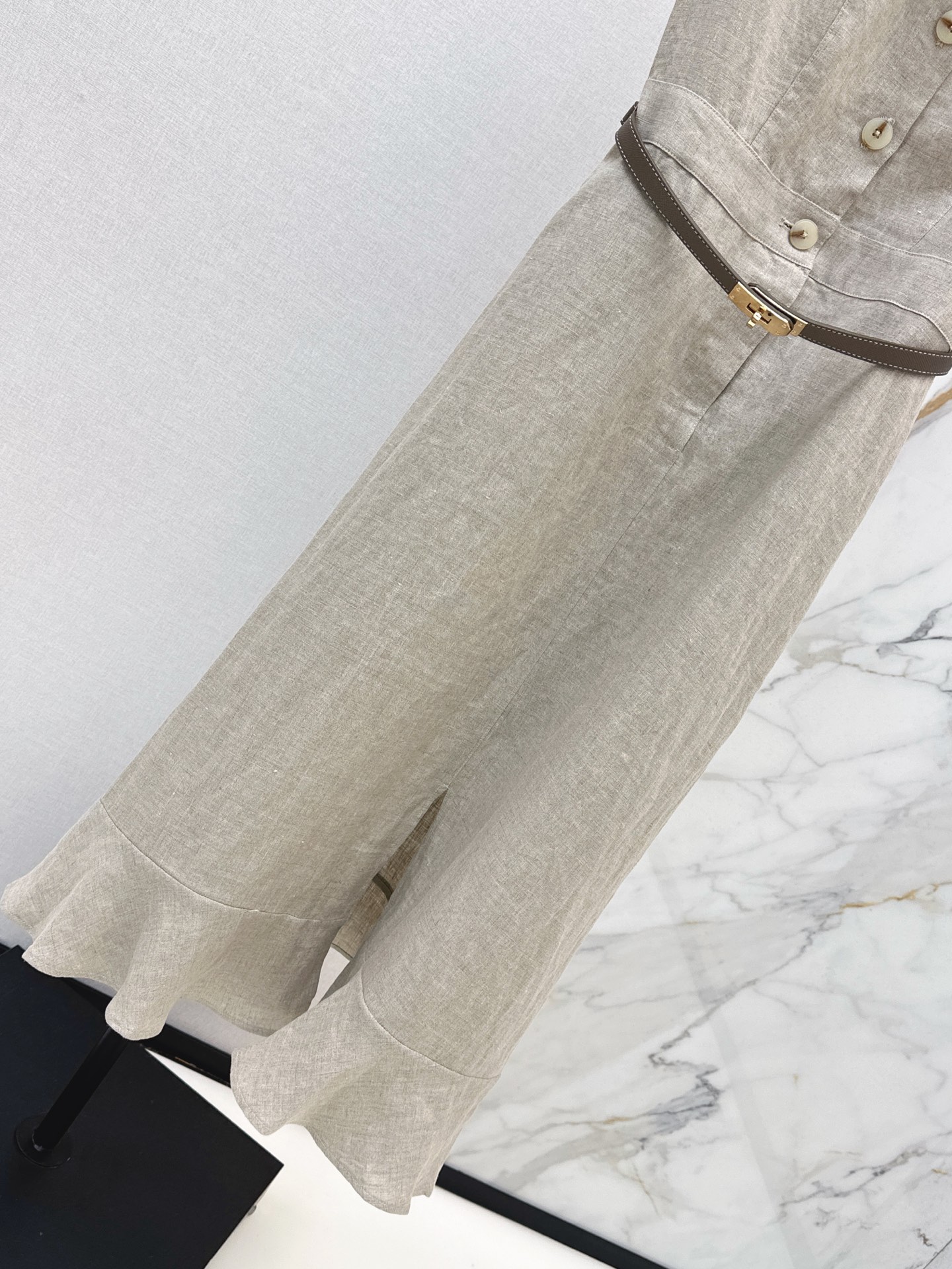Her 26ss sleeveless shirt dress