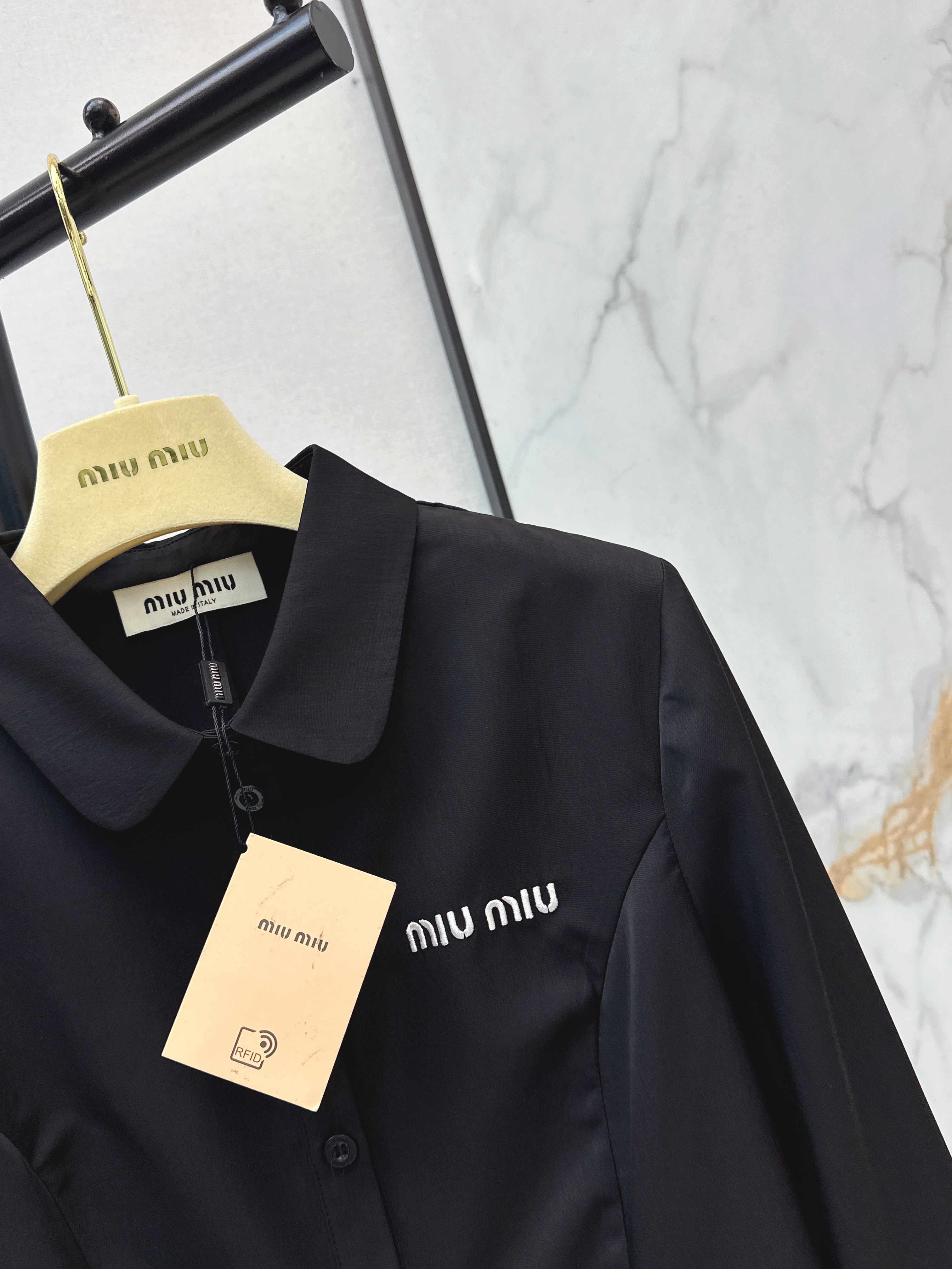 Miu 26ss lace contract shirts