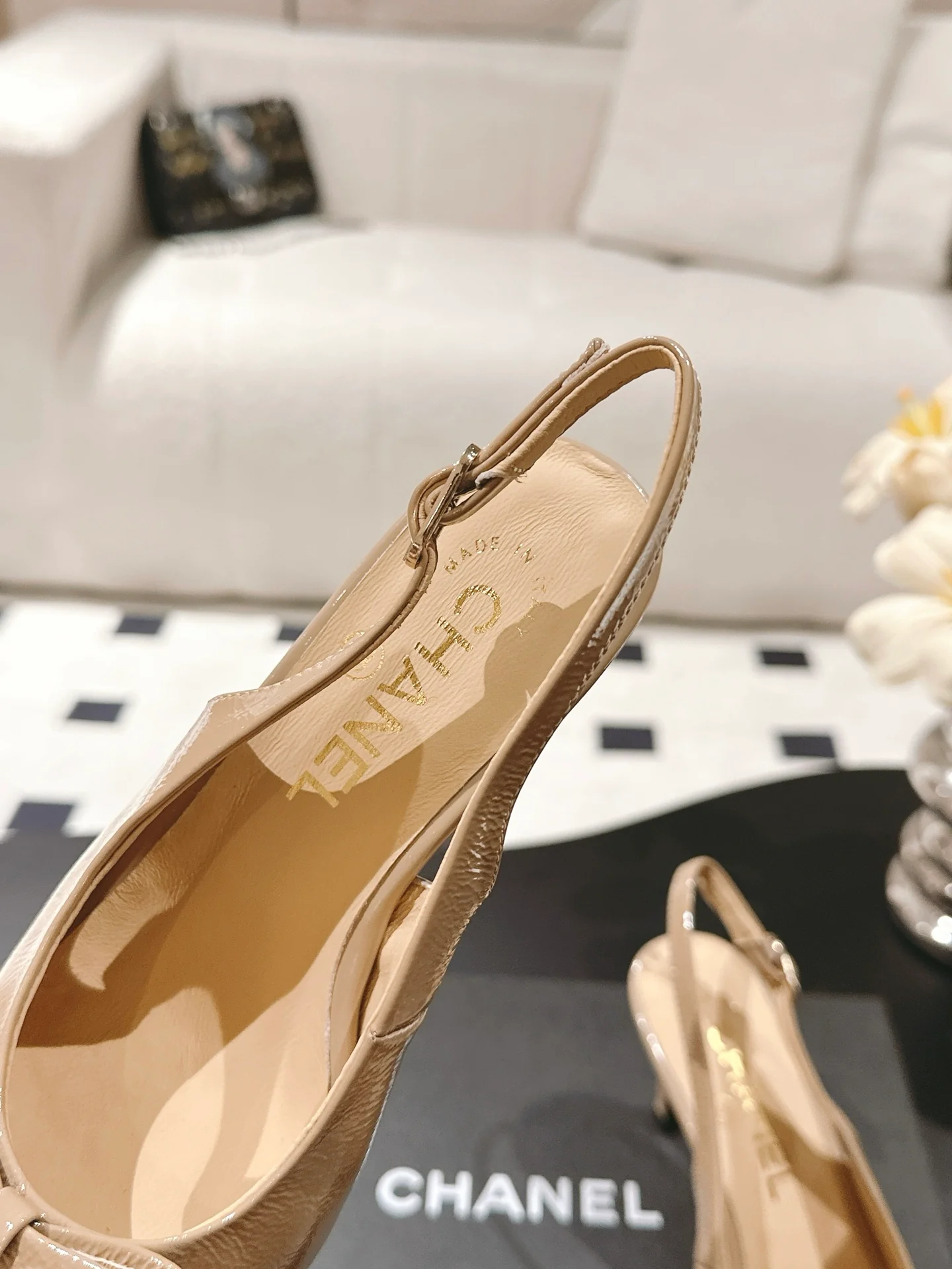 Chan 25fw slingback heels