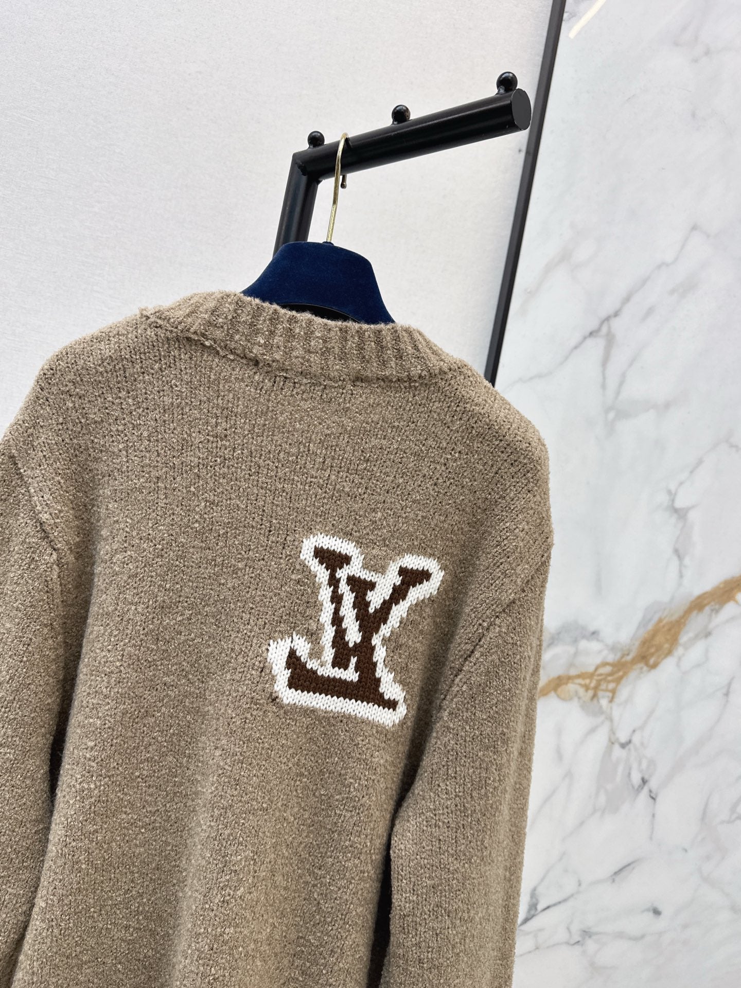 Louis 25fw jacquard sweater