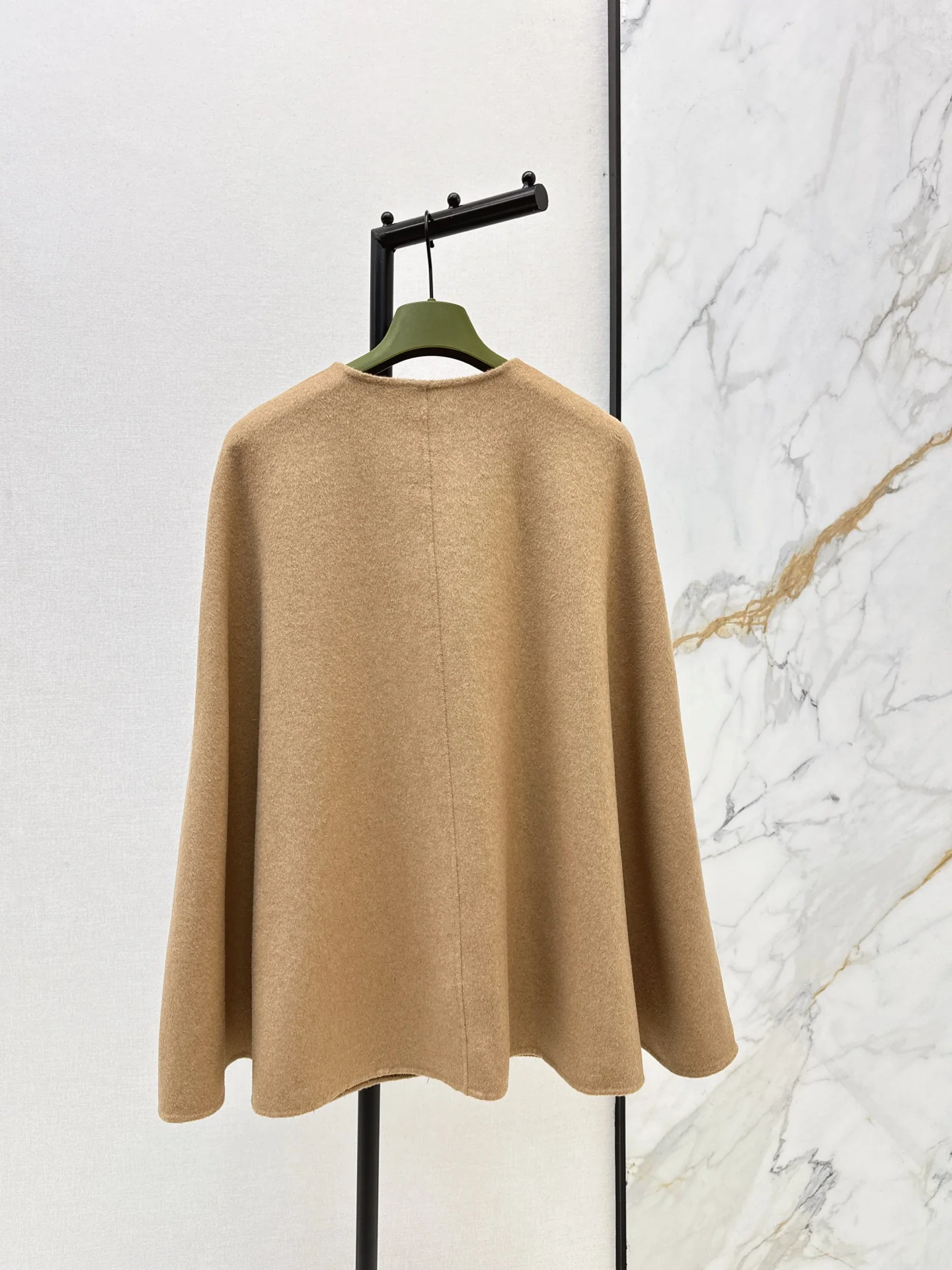 Gucc 25fw wool cape coats