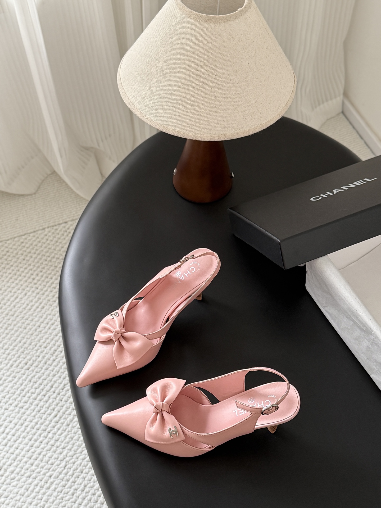 Chan 26ss bow slingback heel