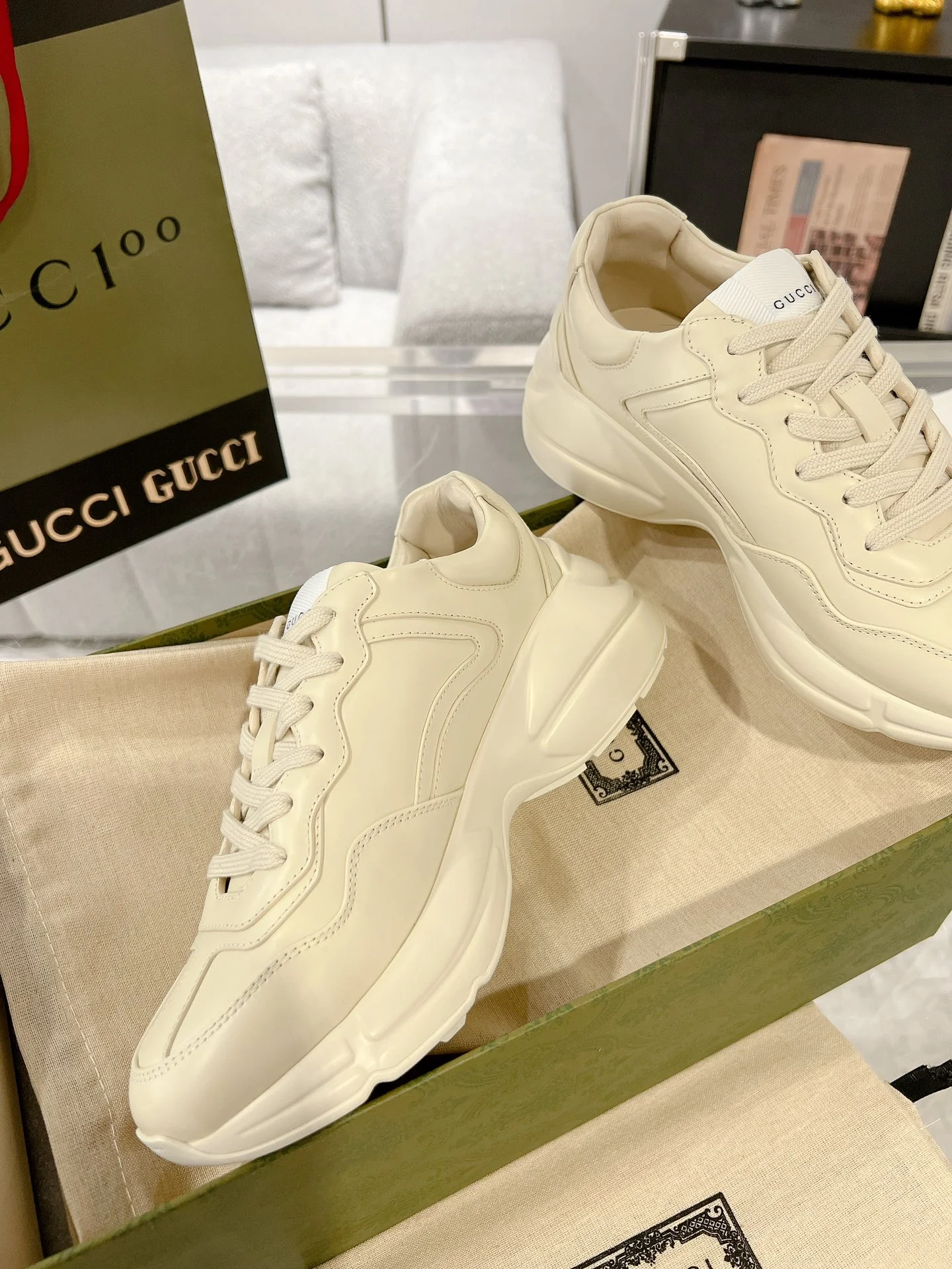 Gucc 25fw dad's shoes