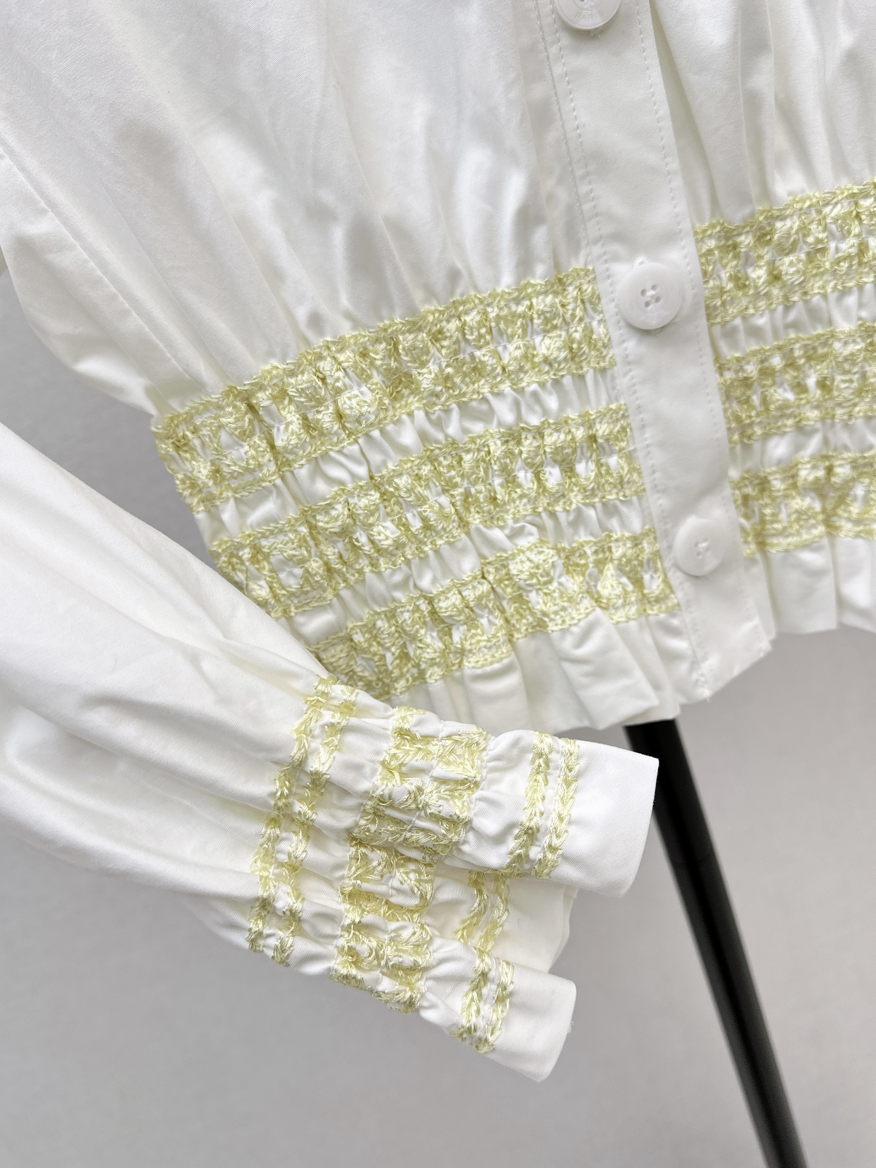 Her 26ss  puff sleeve shirts