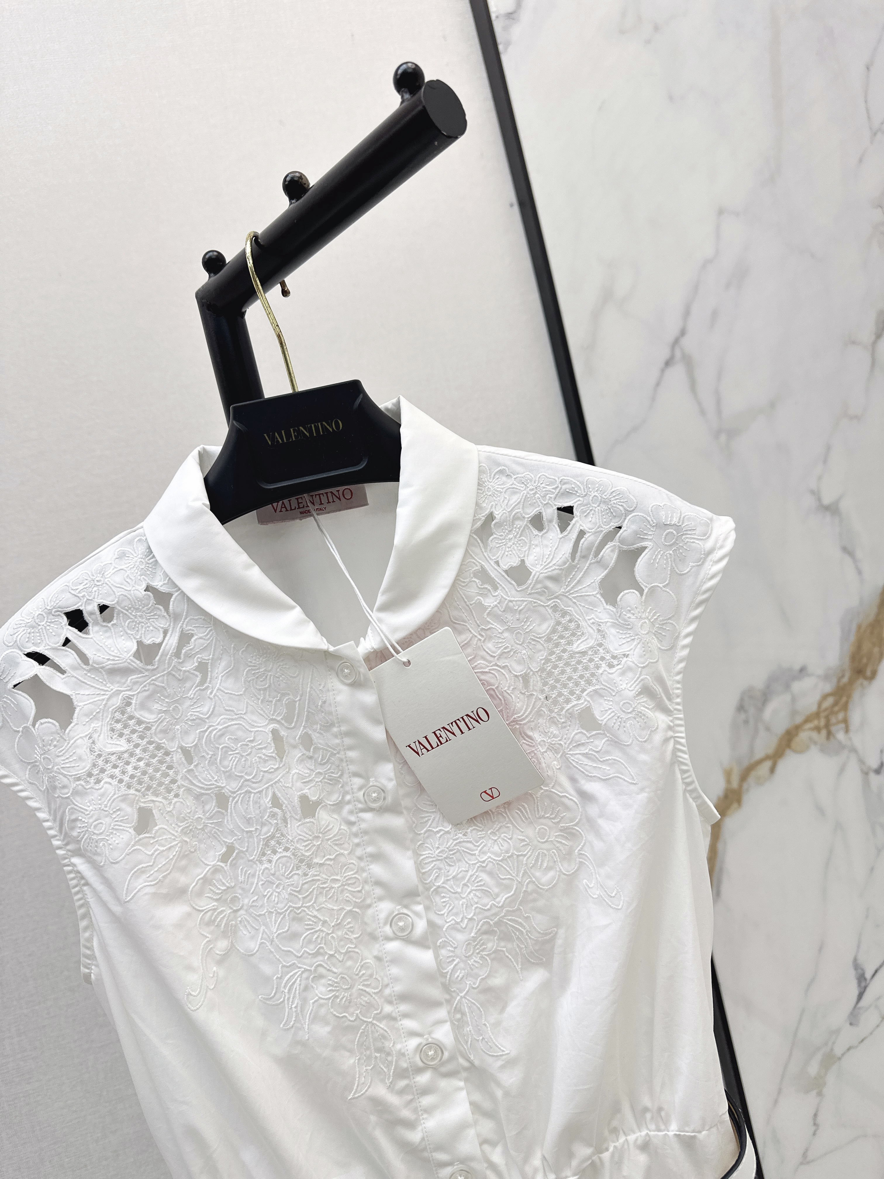 Valen 26ss lace hollow belted dress