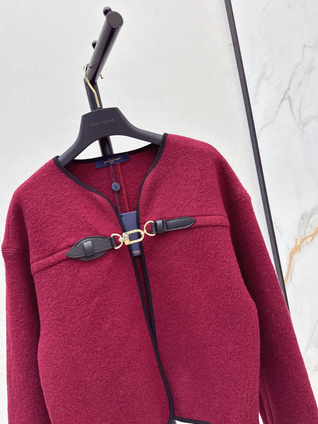 Louis 25fw cape jacket