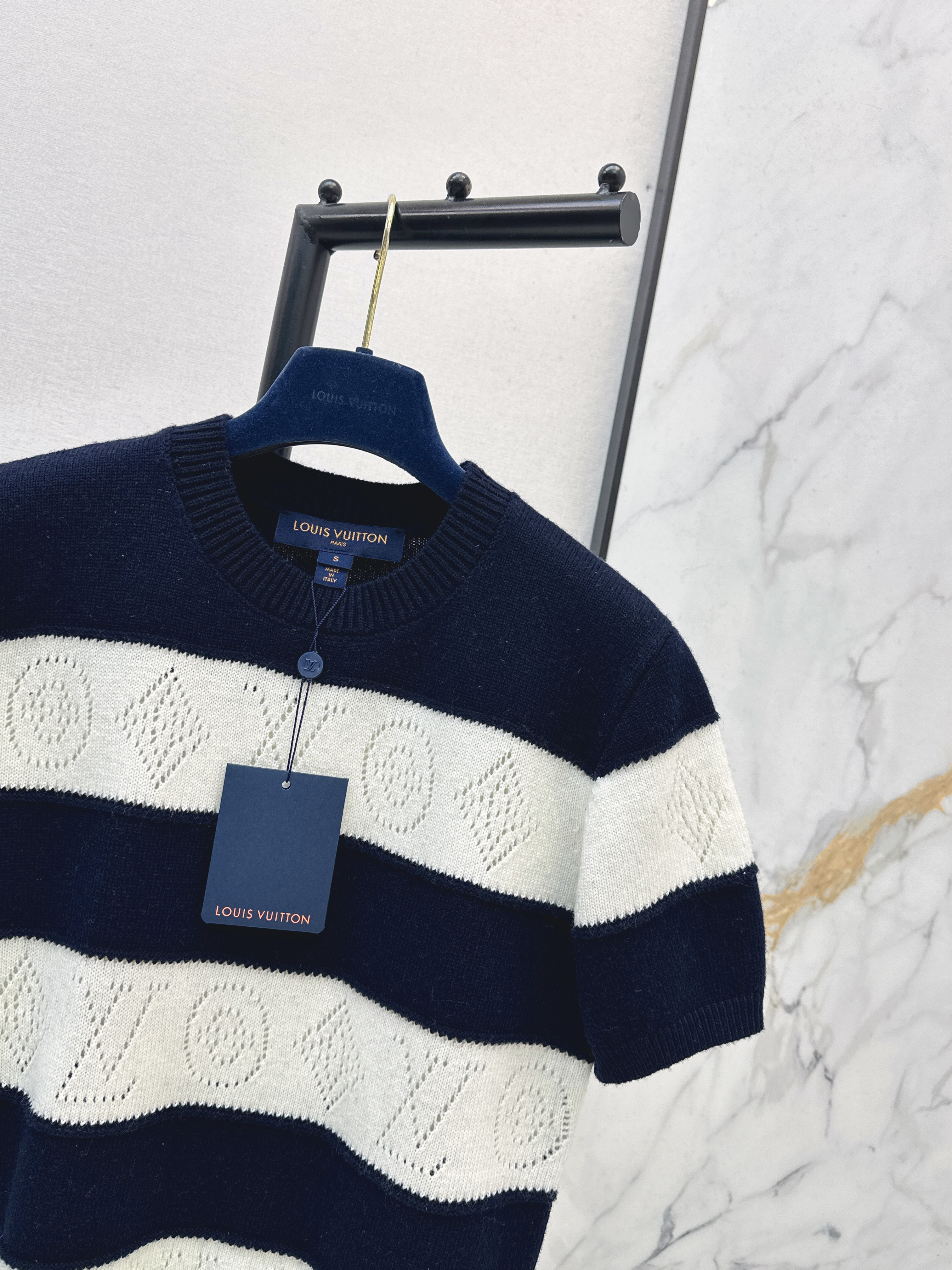Loui 26ss stripe sweater