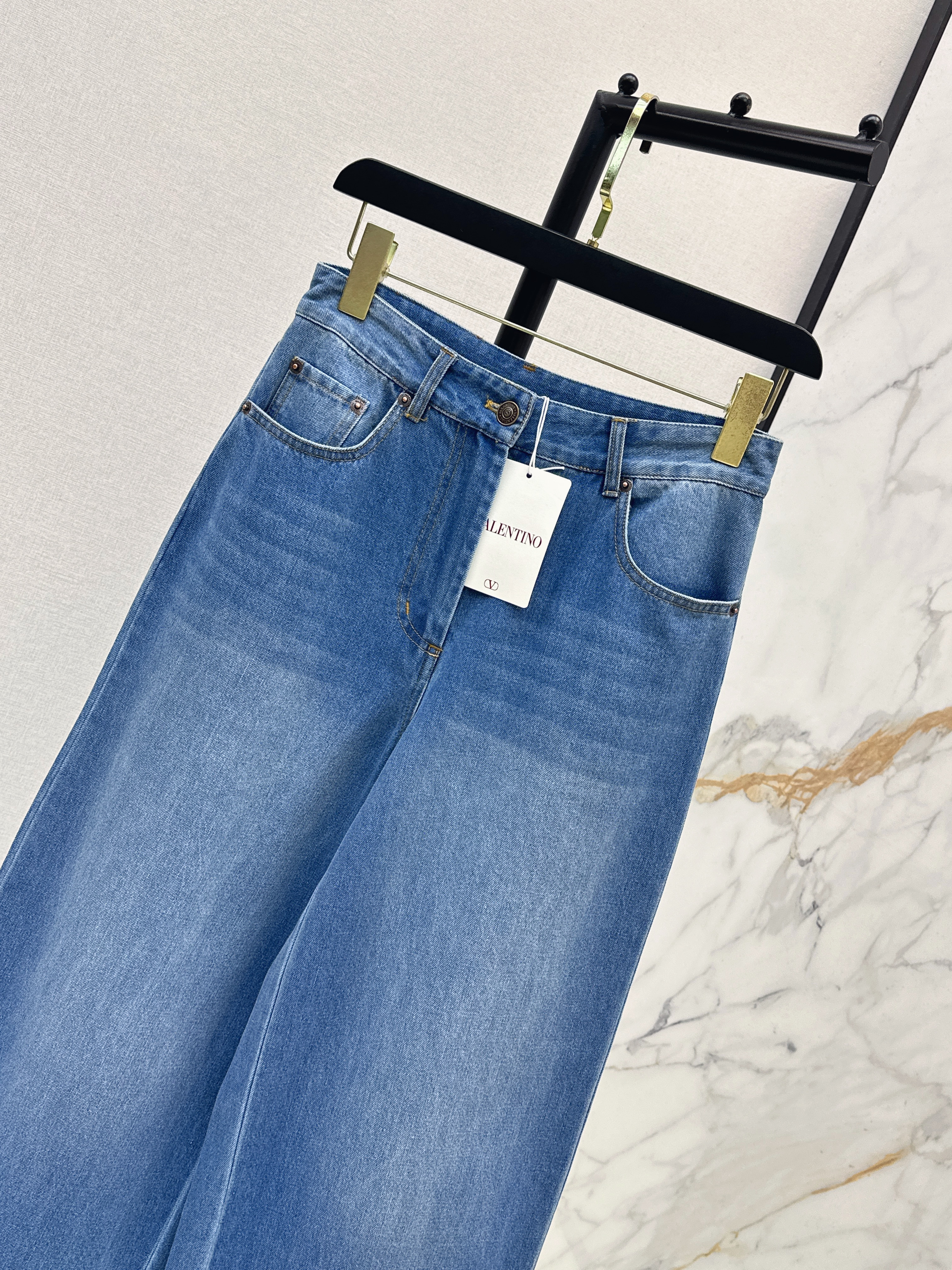 Valen 26ss cropped jeans