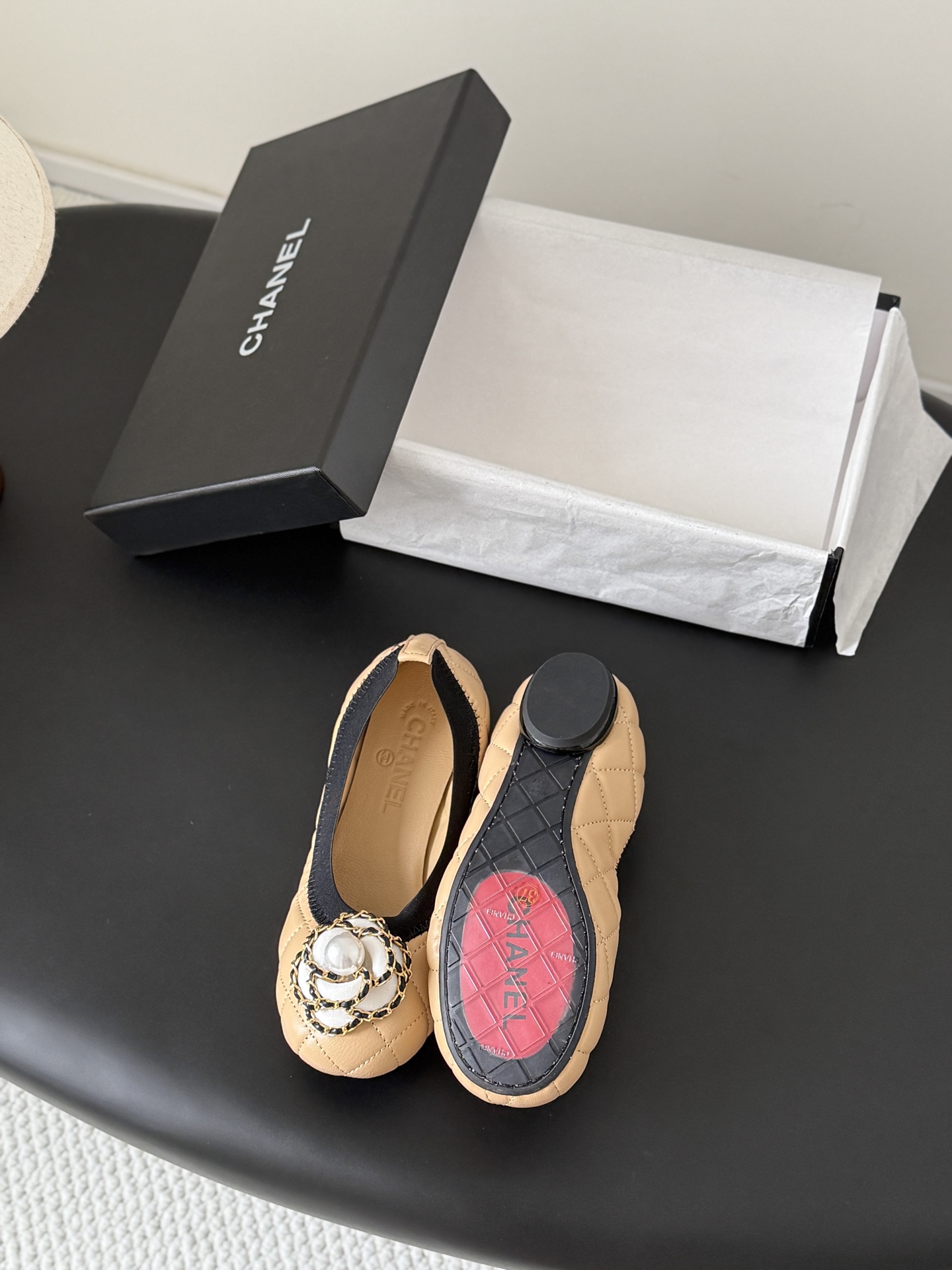 Chan 26ss camellia pumps