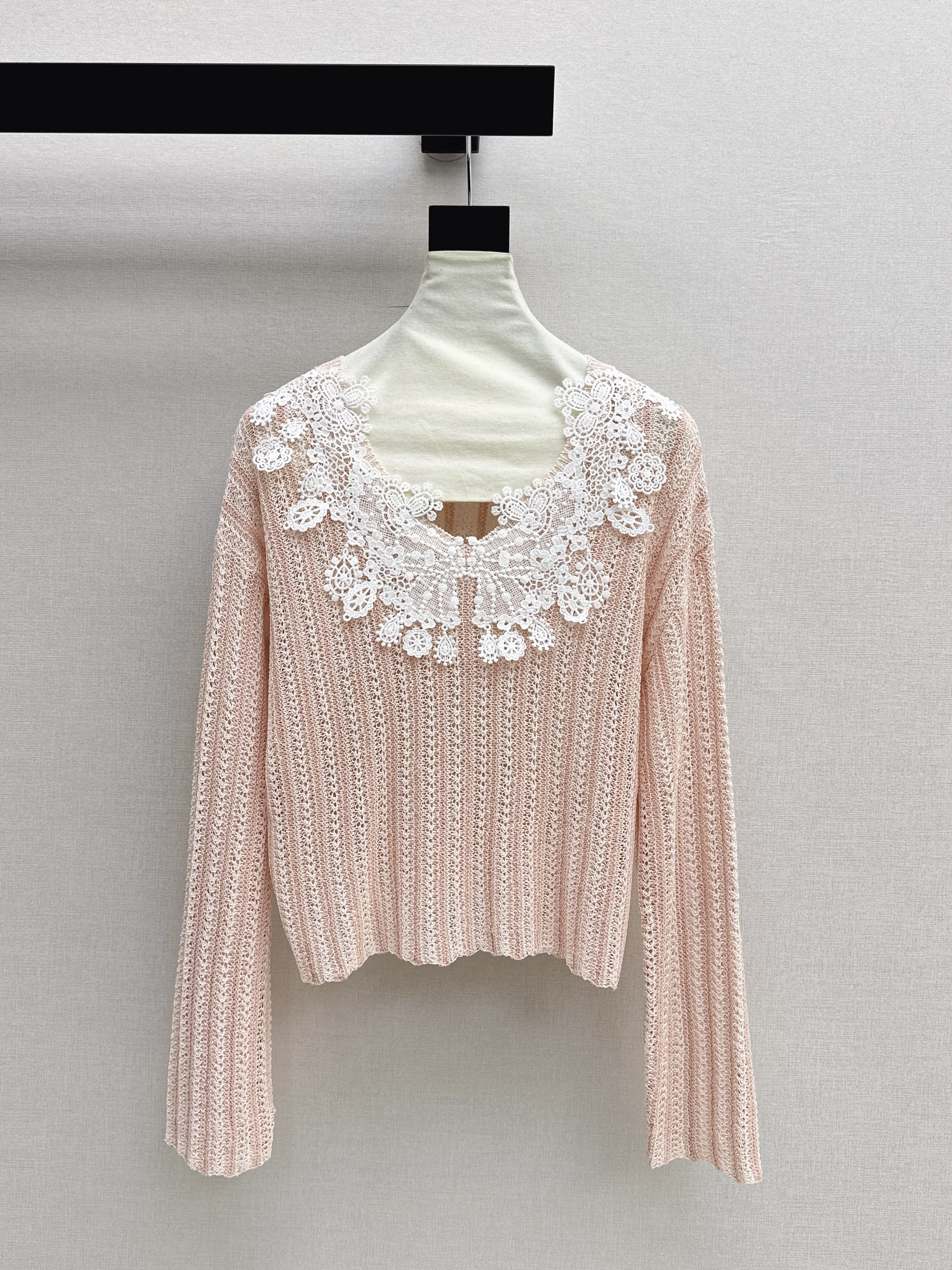 ES 26ss lace hollow sweater