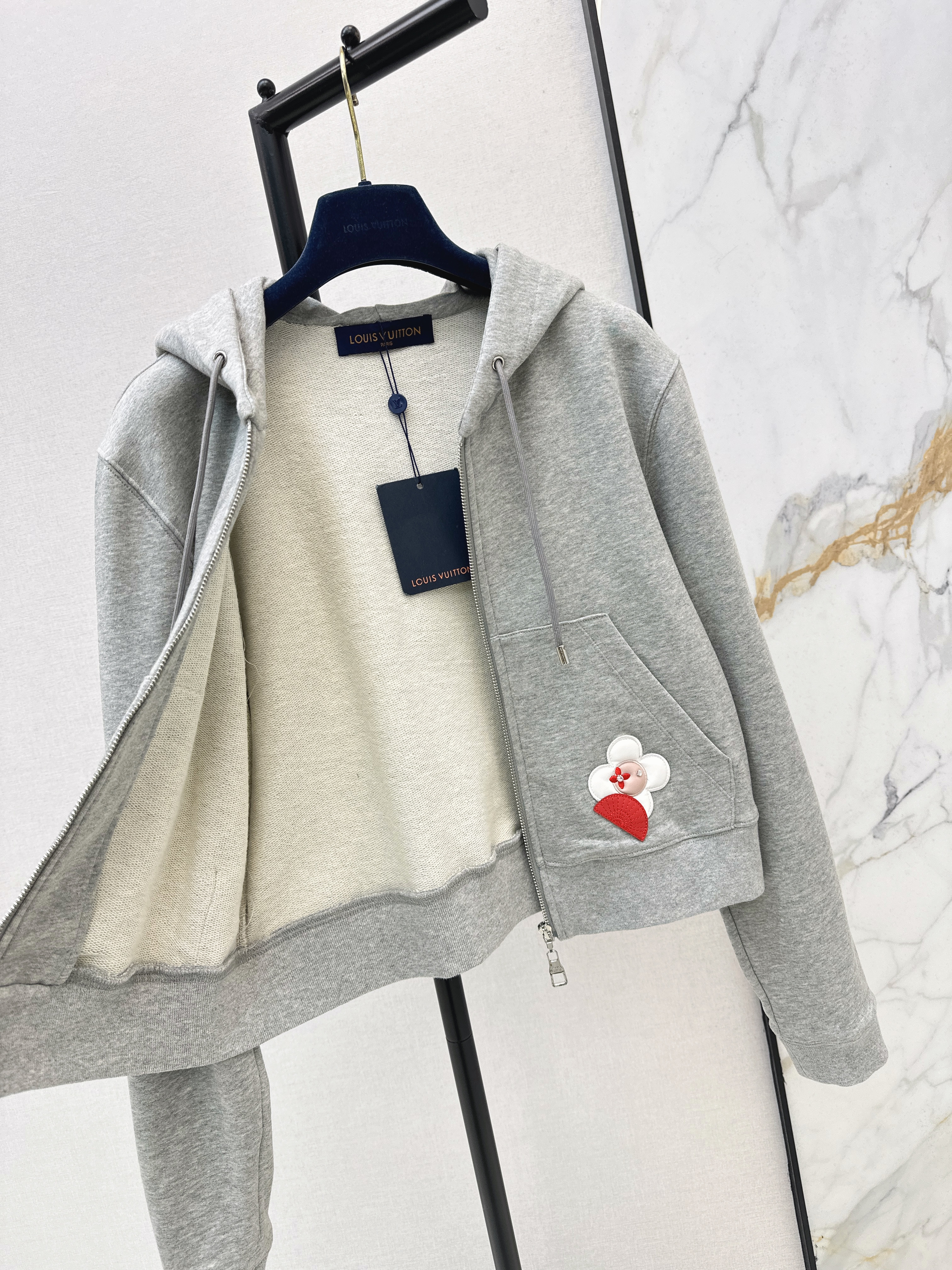 Loui 26ss hooded jacket