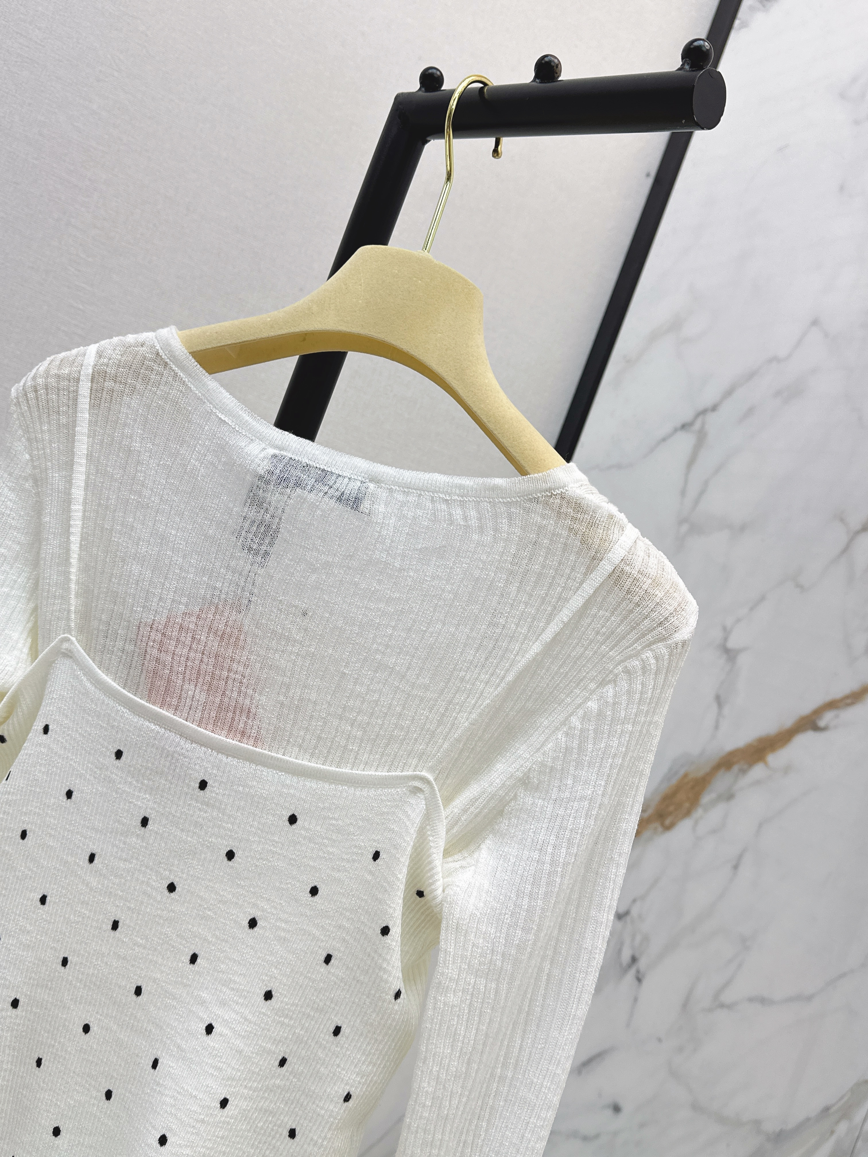 Miu 26SS Polka Dot Camisole and Cardigan Set