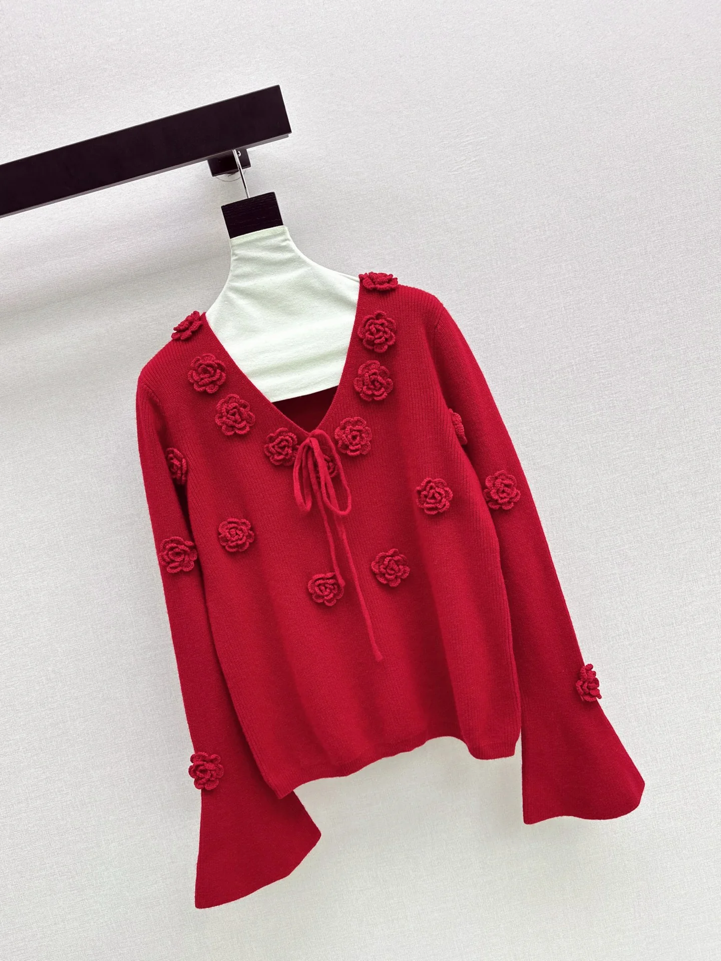 Miu 26ss knit sweater