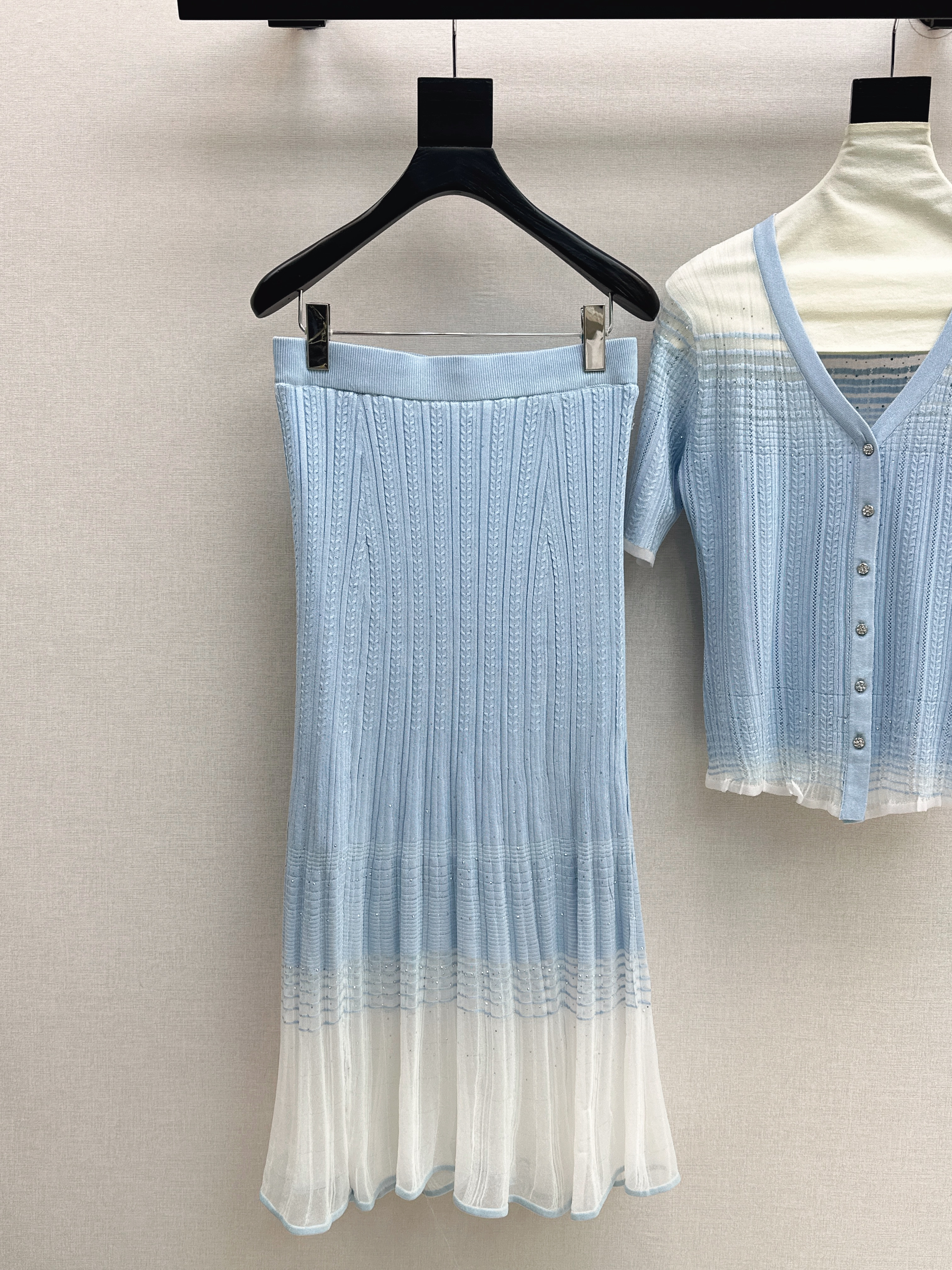 Chan 26ss knit cardigan skirt set