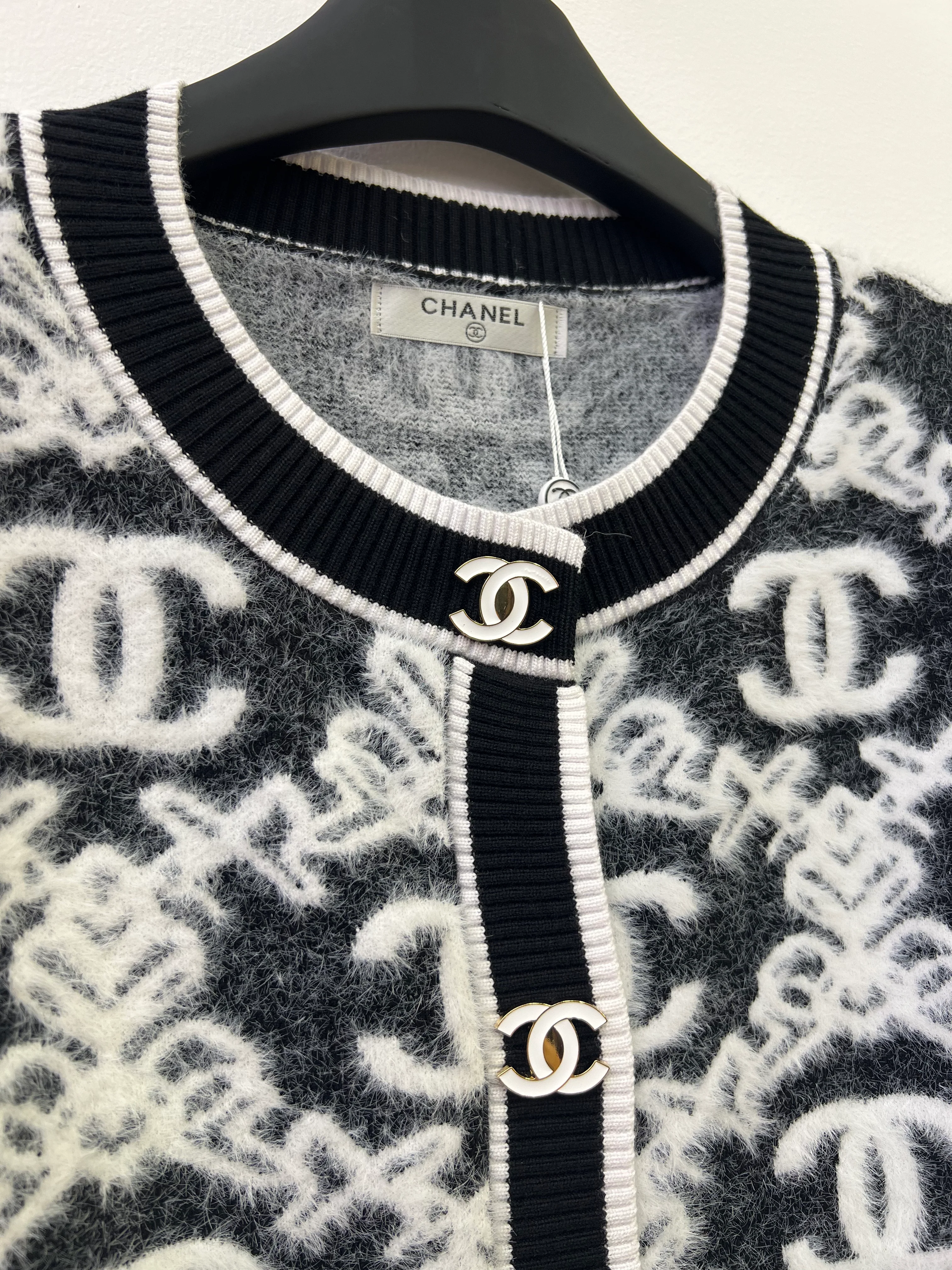 Chan 25fw knitted cardigan