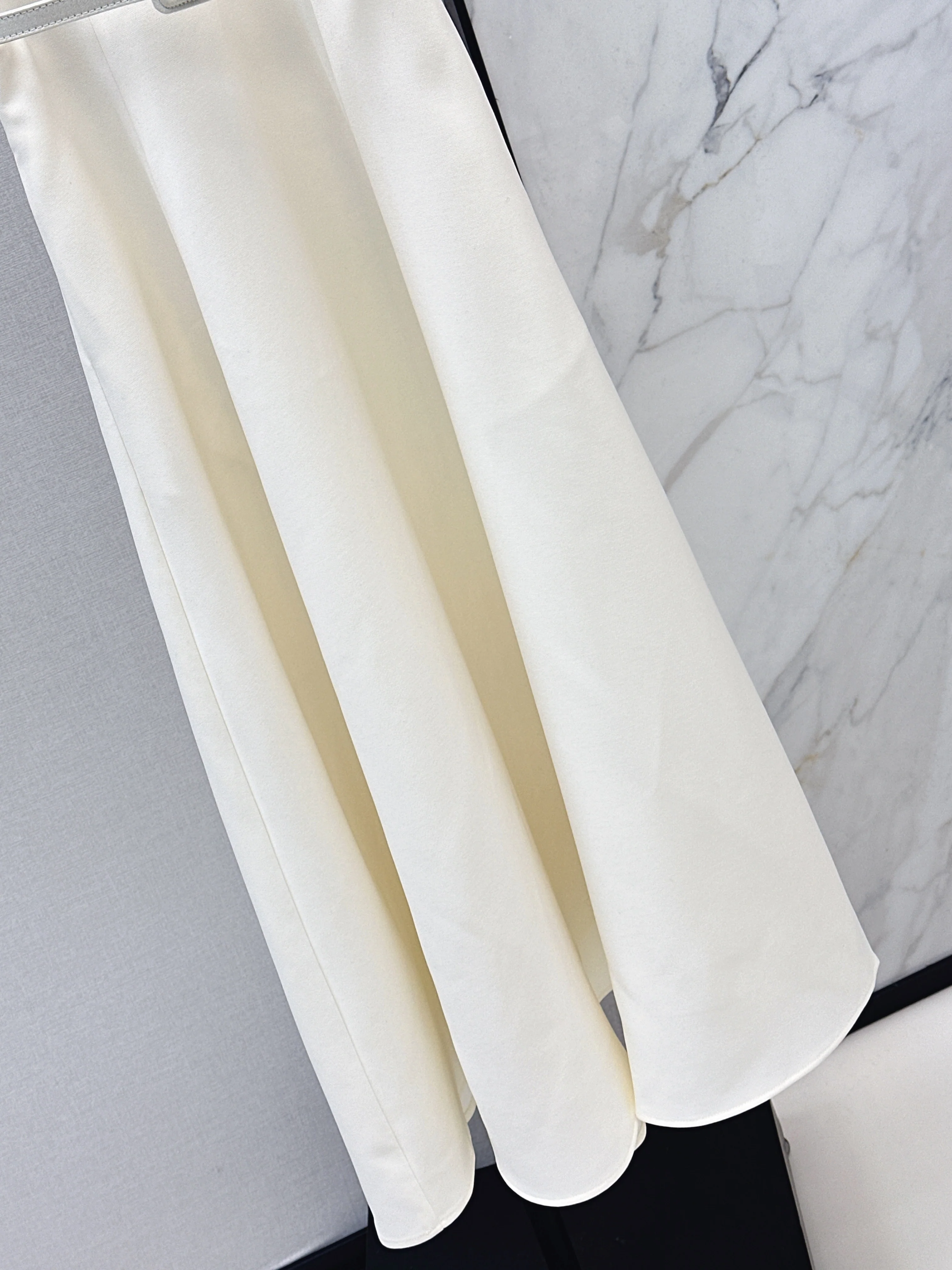 CD 26ss sleeveless back-bow cocktail dress