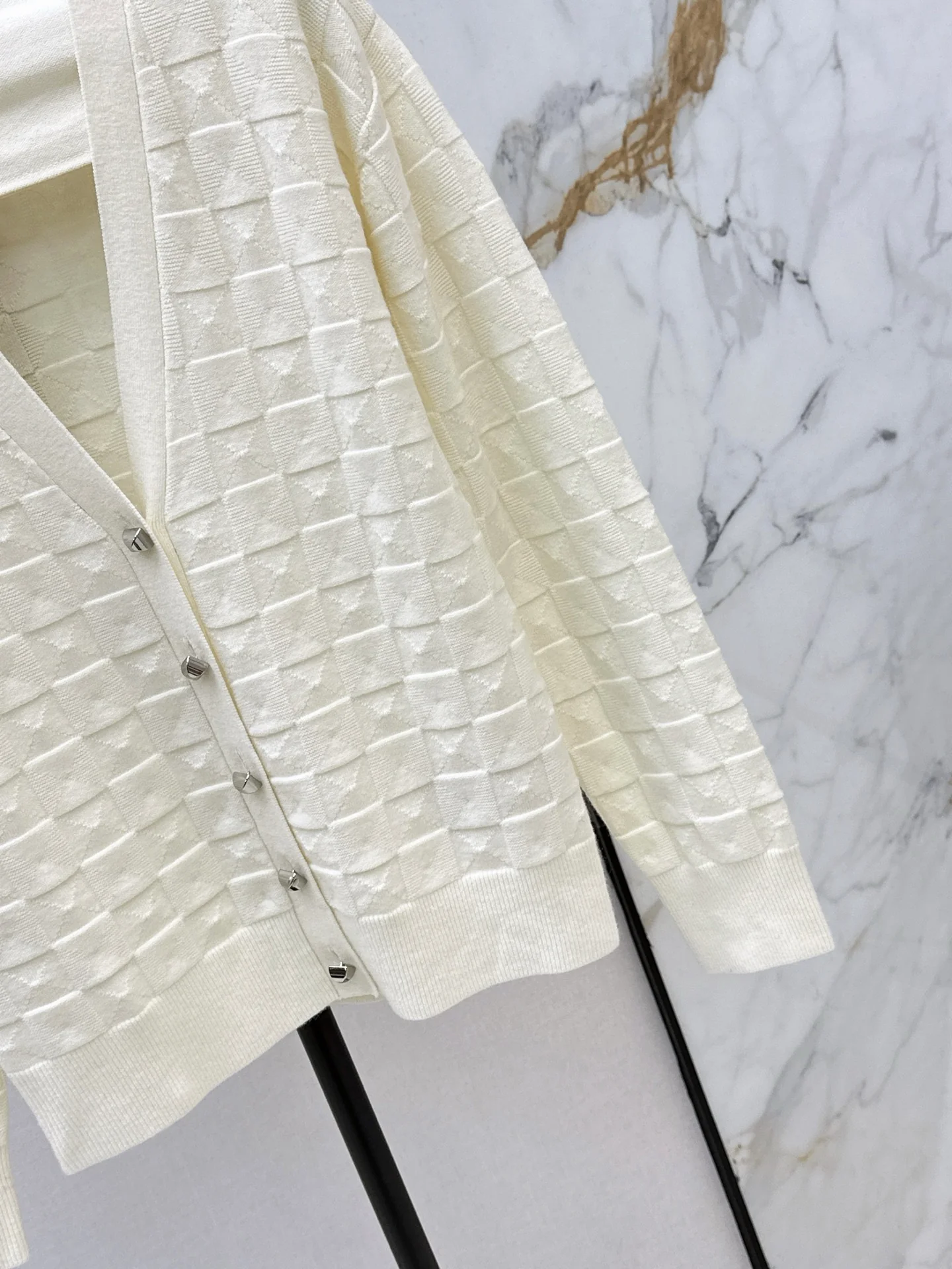 Herm 26ss check knit cardigan