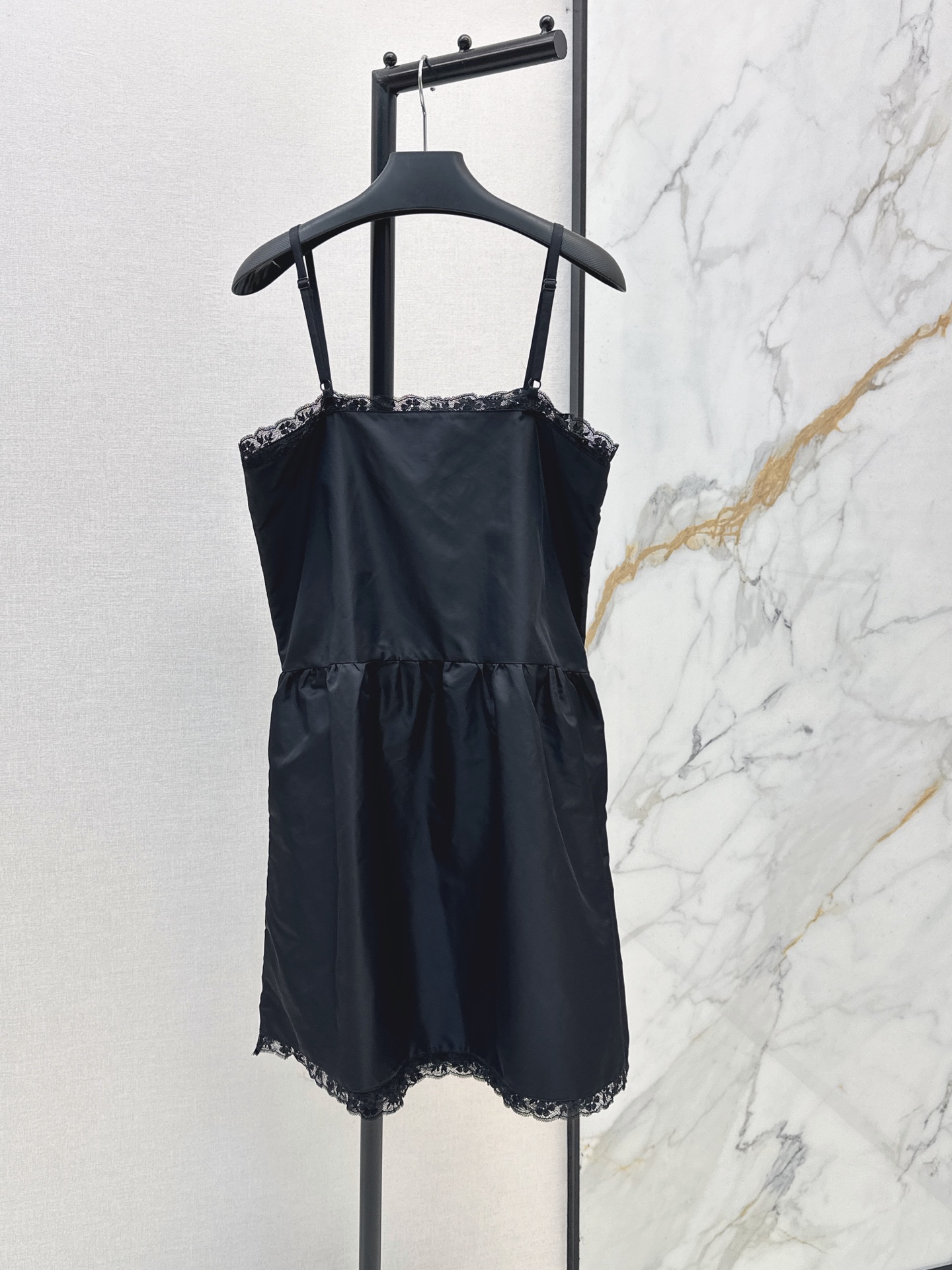 Pra 26ss lace trim slip dress