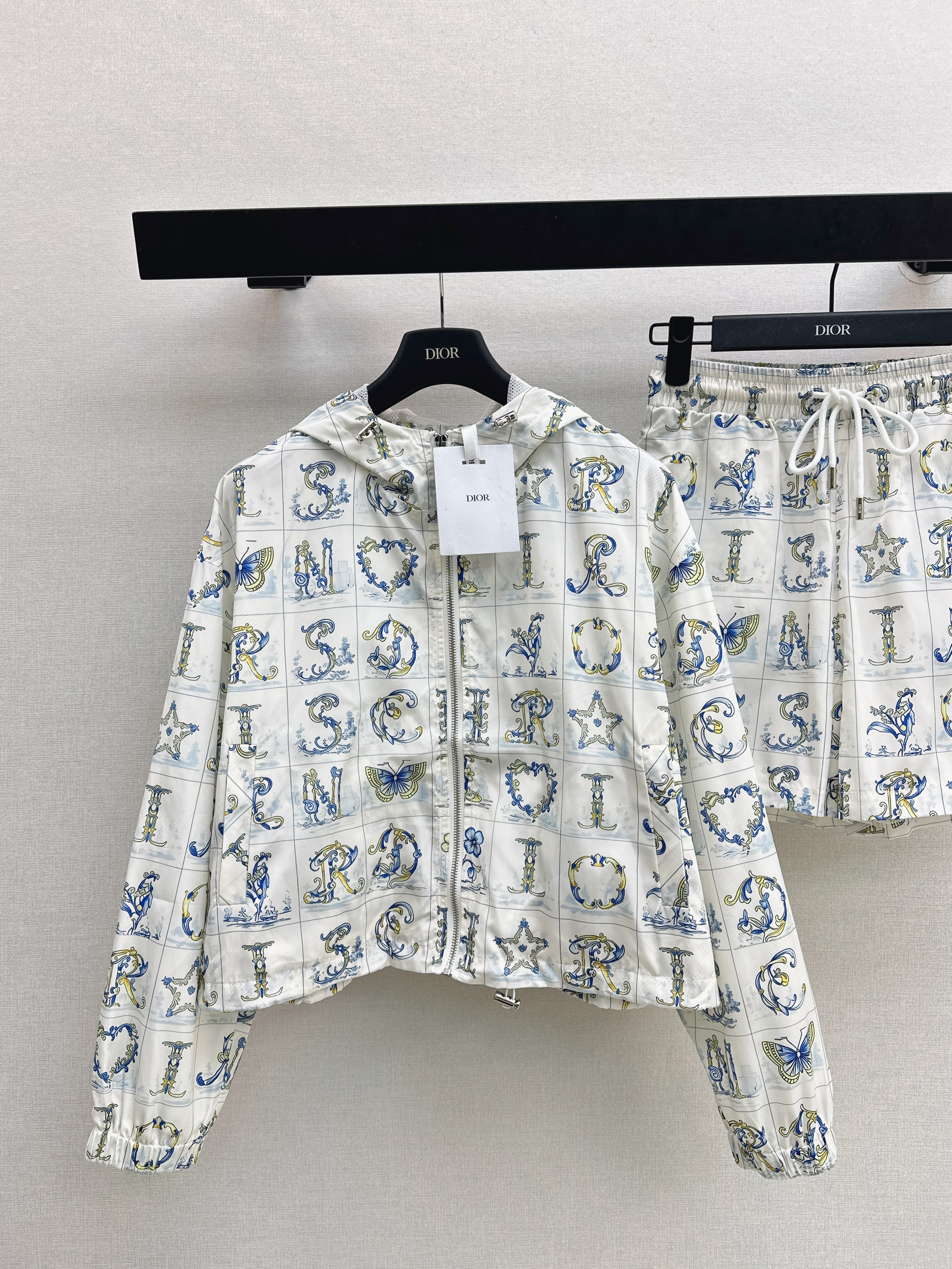 CD 26ss print outfit sets