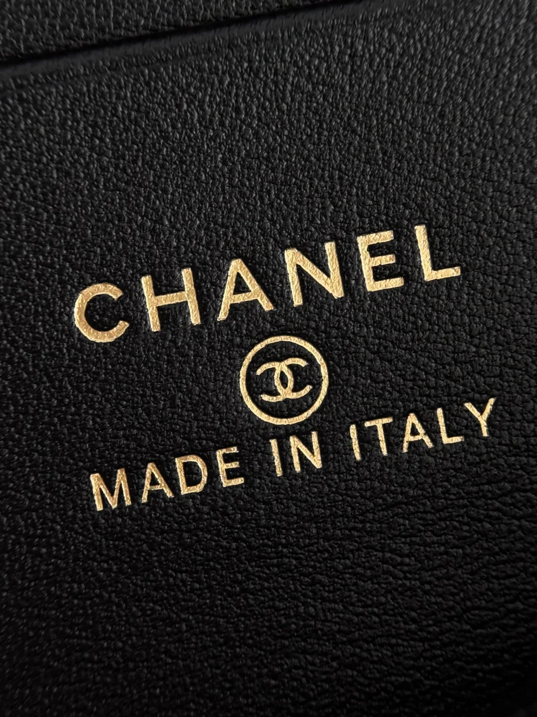 Chan 25P LP heart diamond shoulder bage