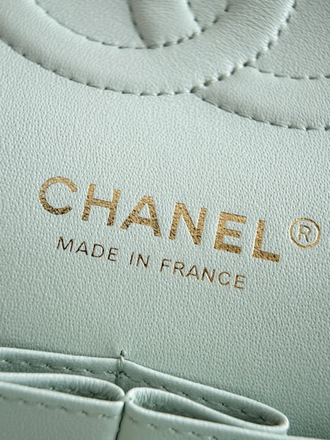 Chan cf25 chain shoulder bag