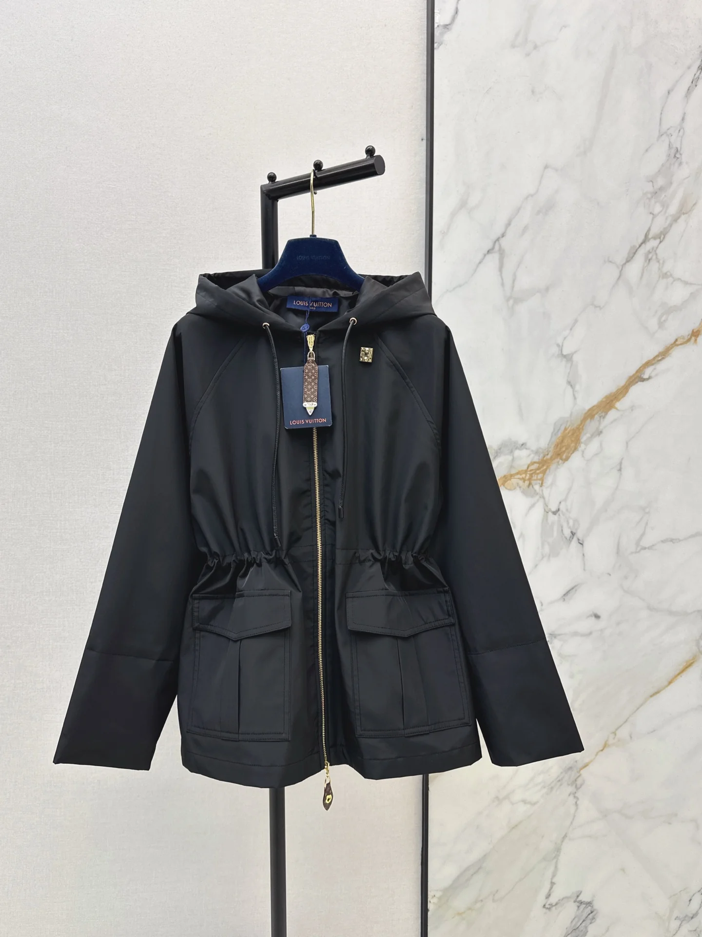 Louis 25fw drawstring hooded jacket
