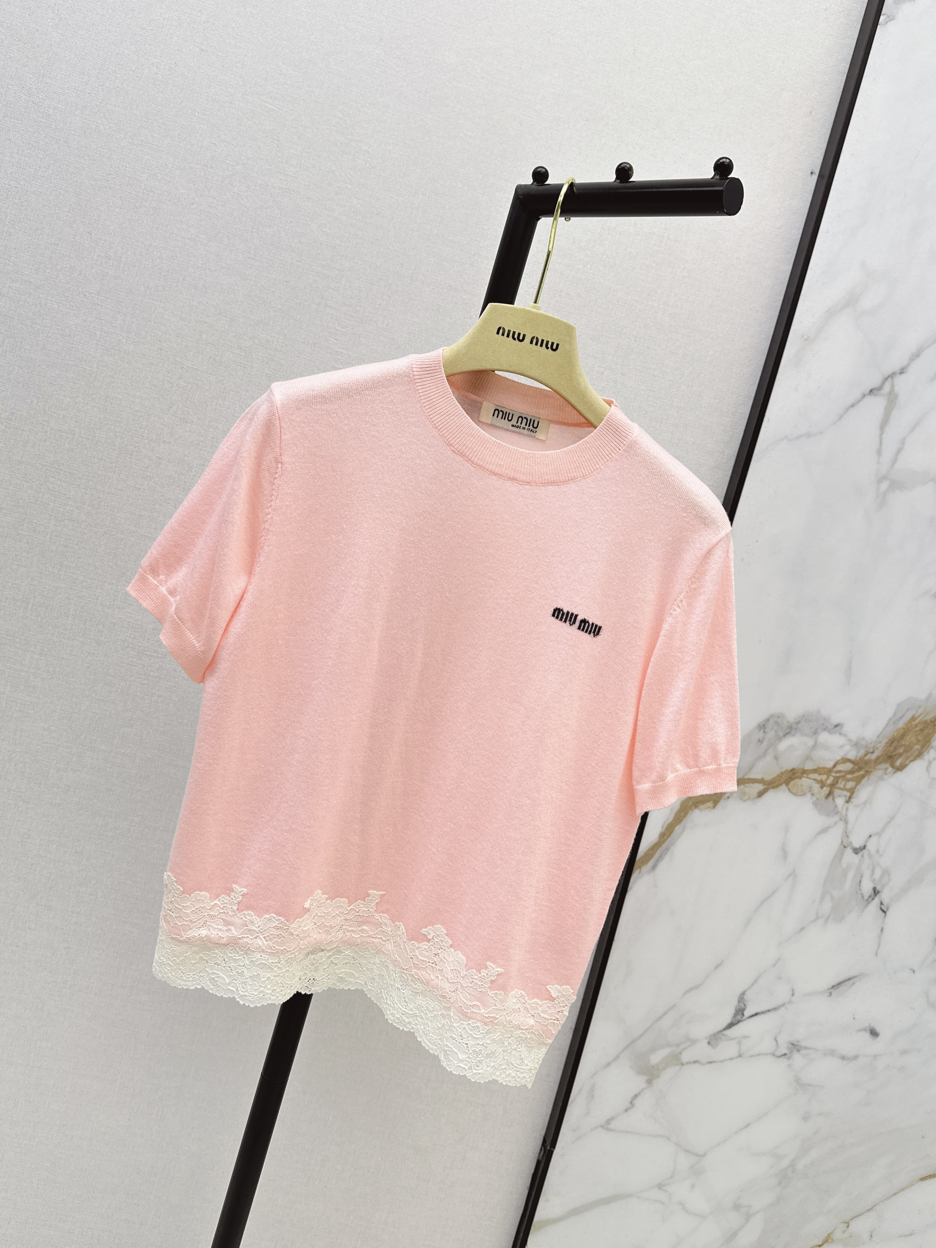 Miu 26ss contract lace knitwear