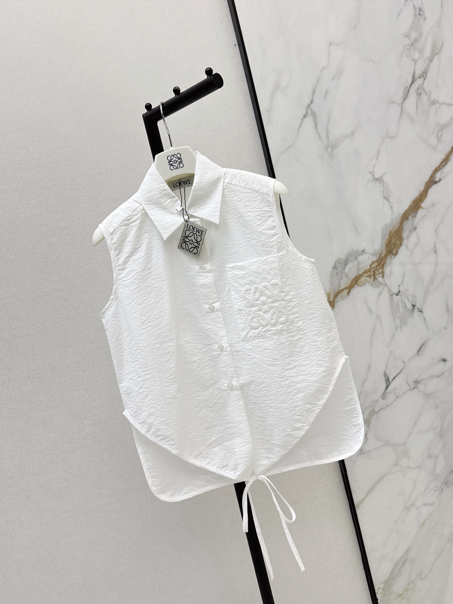 Loe 26ss sleeveless embroidery shirt