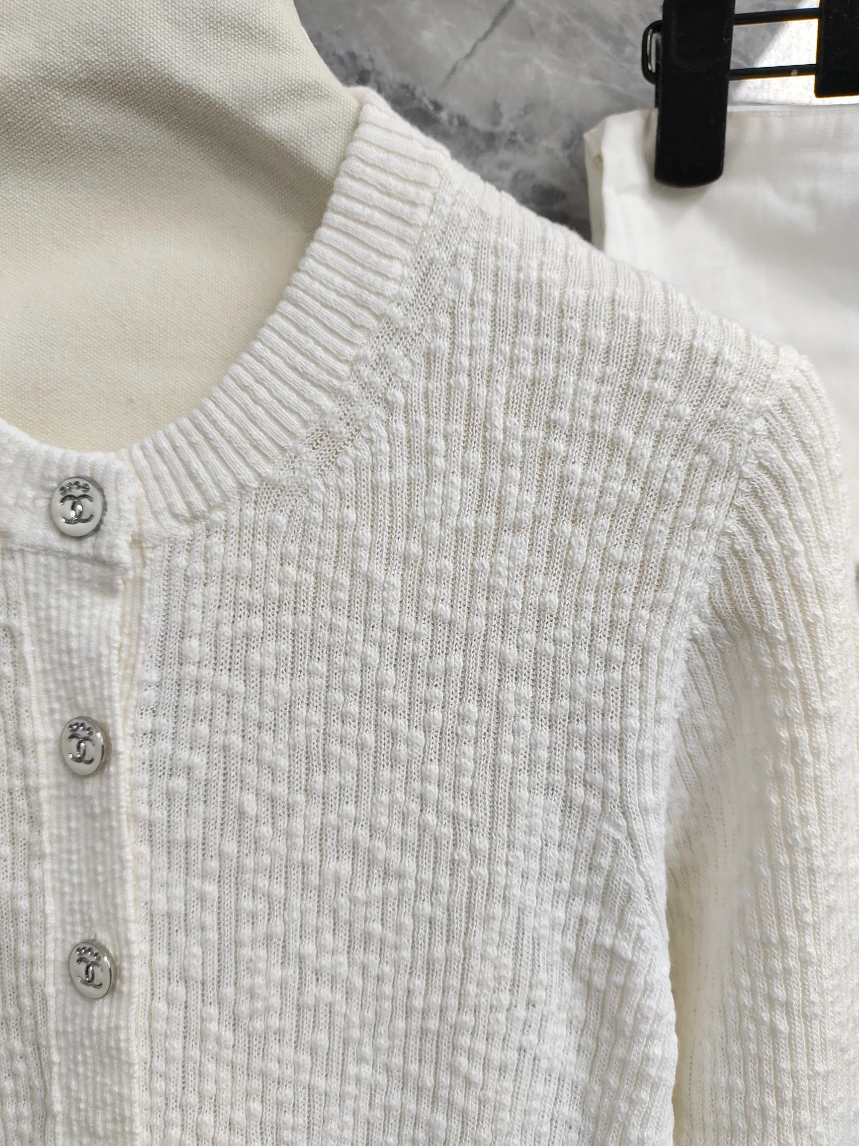 Chan 25ss knit cardigan