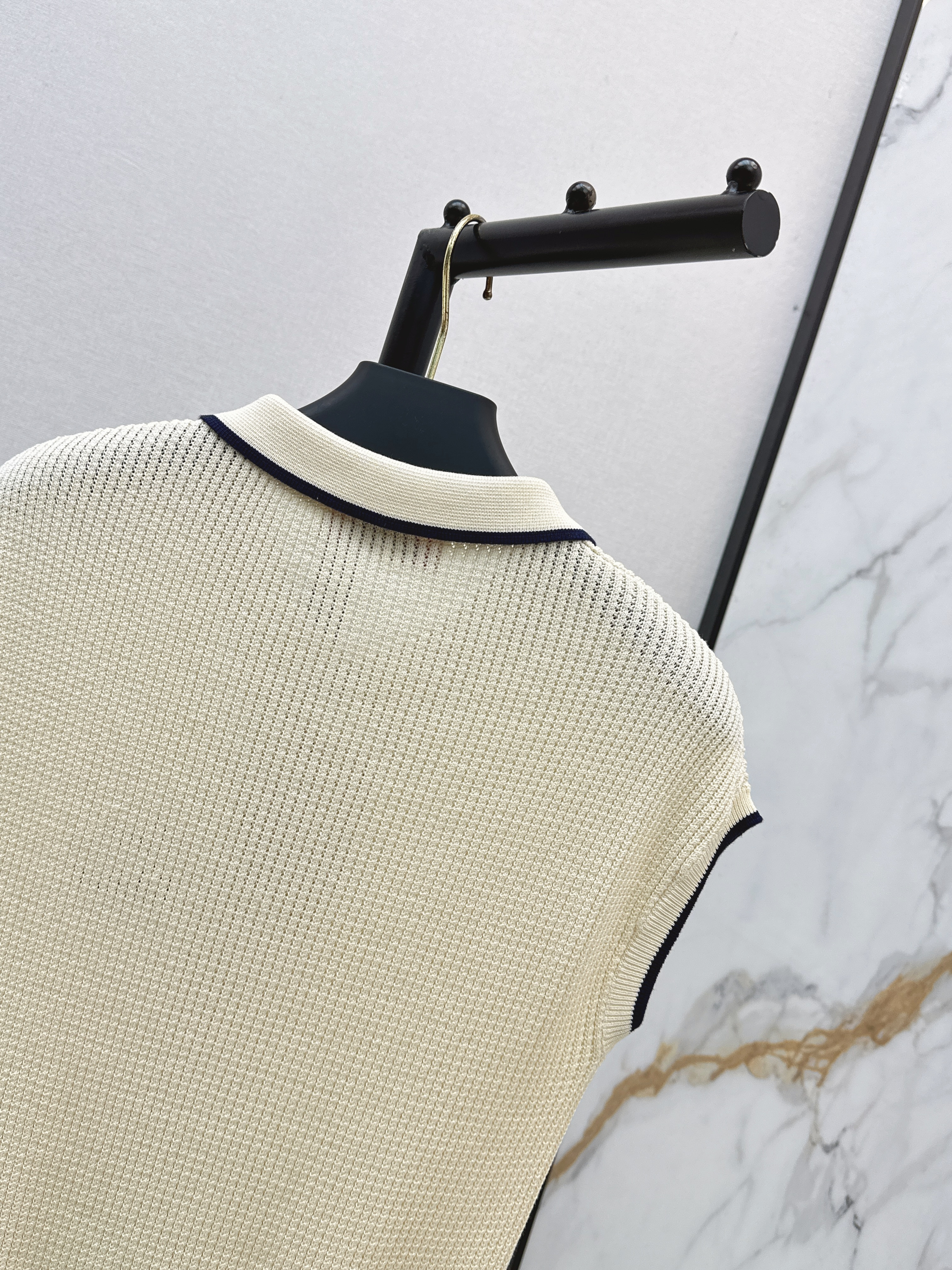 Valen 26ss bow knit vest