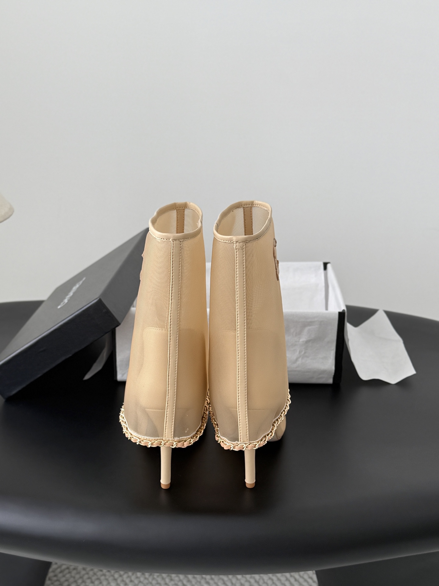 Chan 26K meash ankle boot