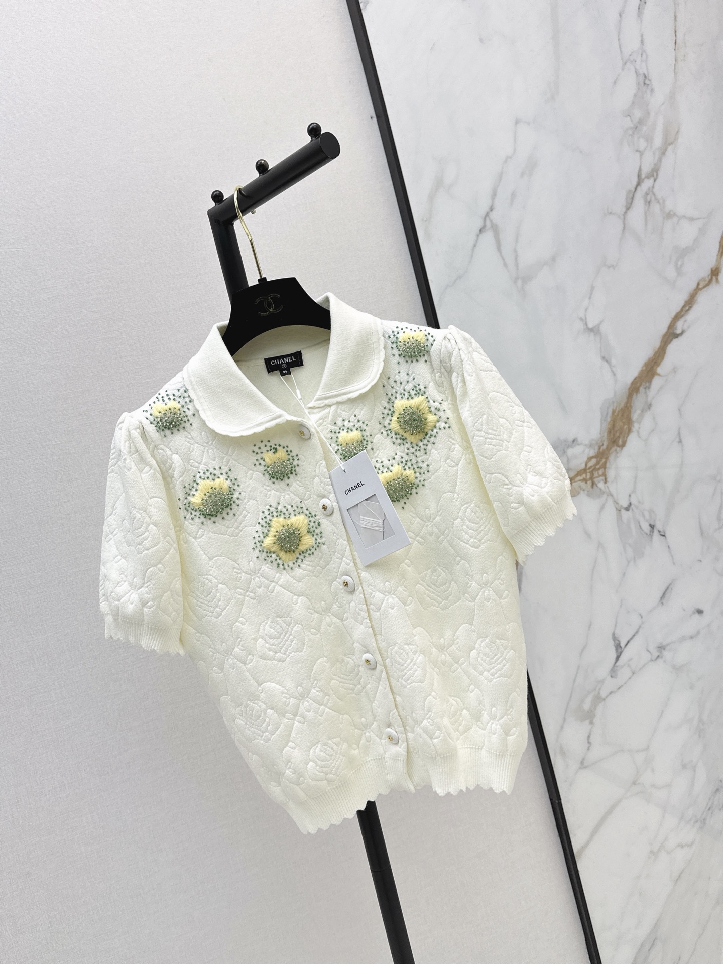 Chan 26ss 3d floarl knit sweater