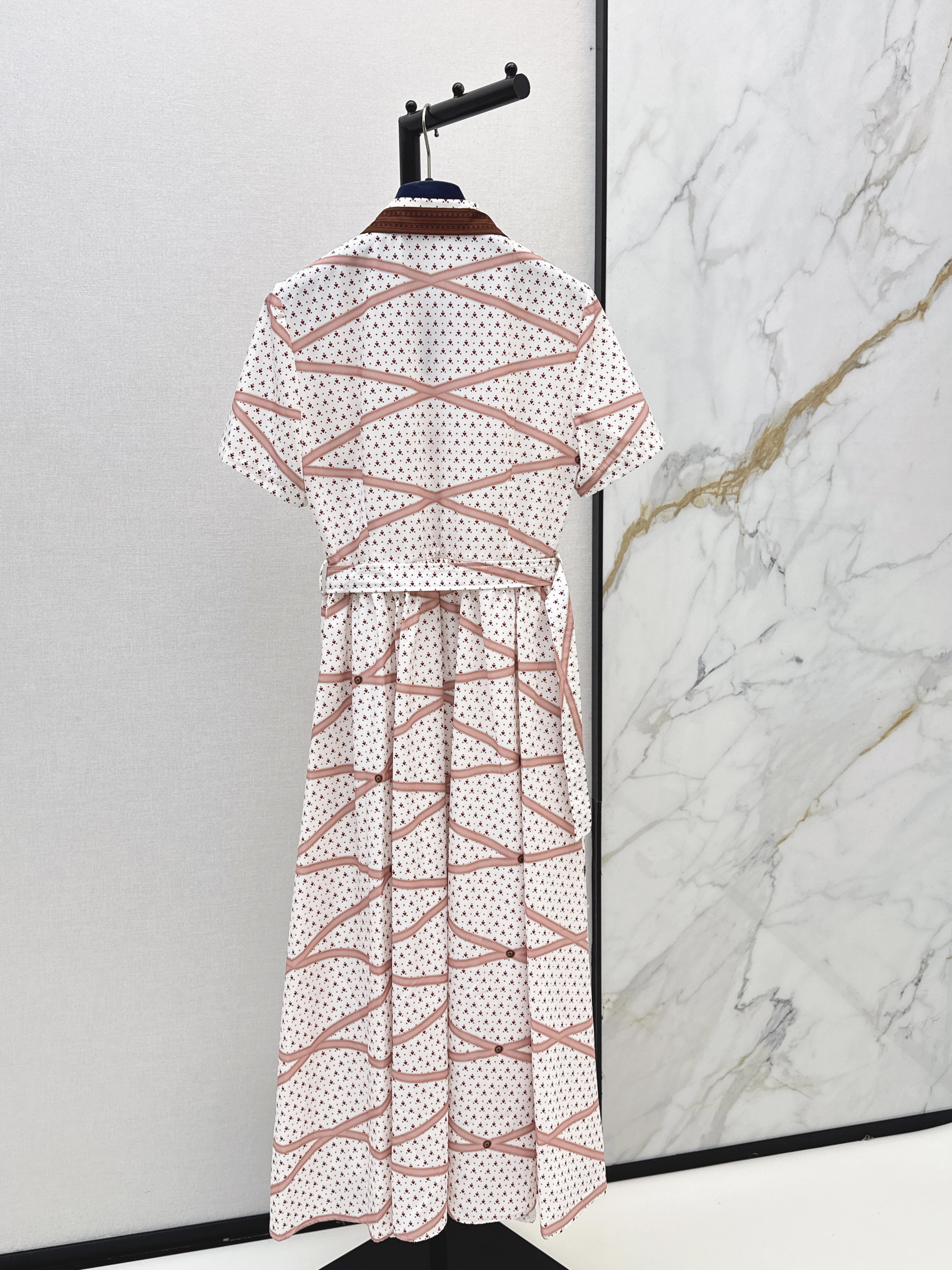 Loui 26ss print belted dress