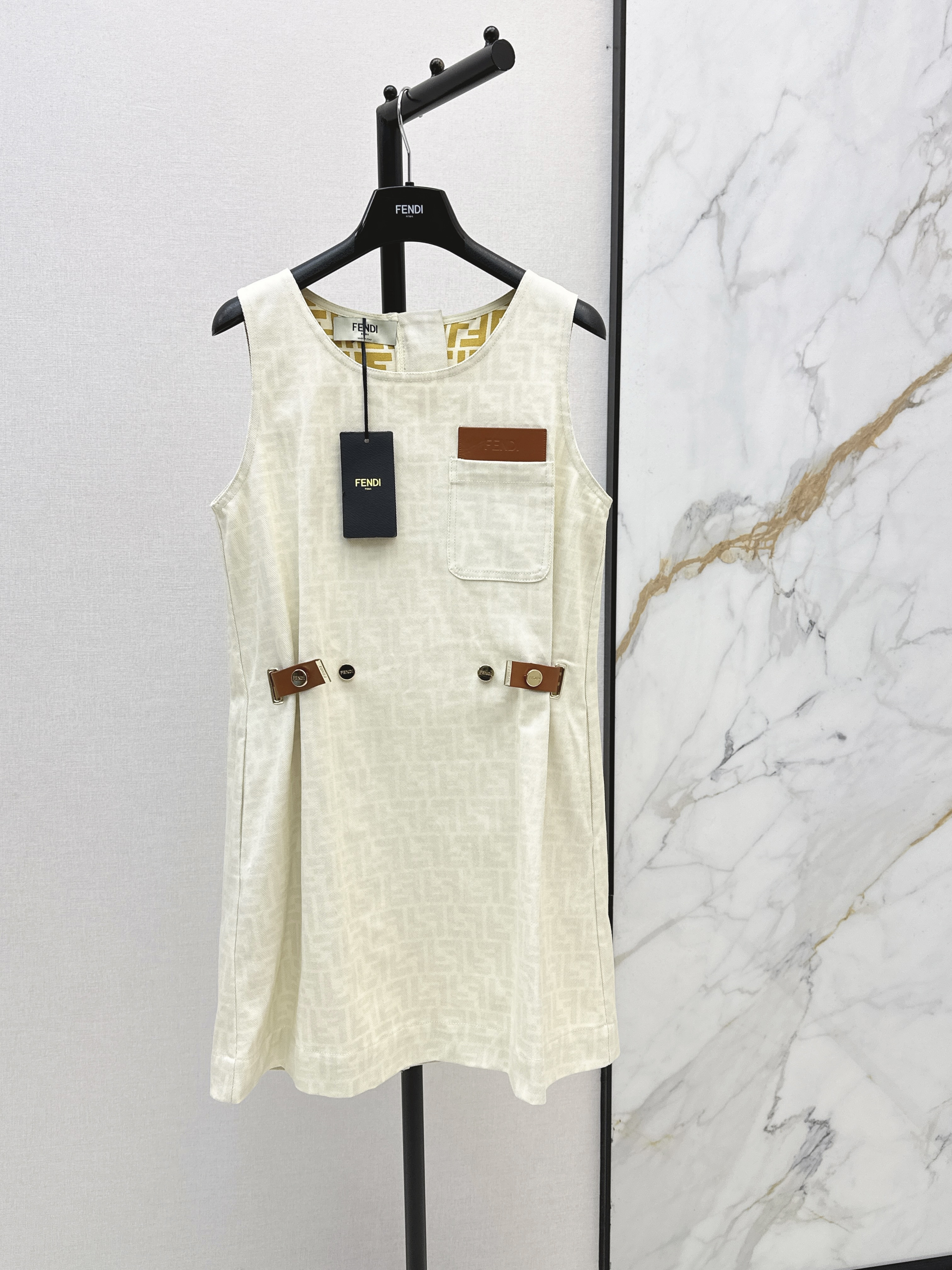 Fen 26ss sleevelesss dress