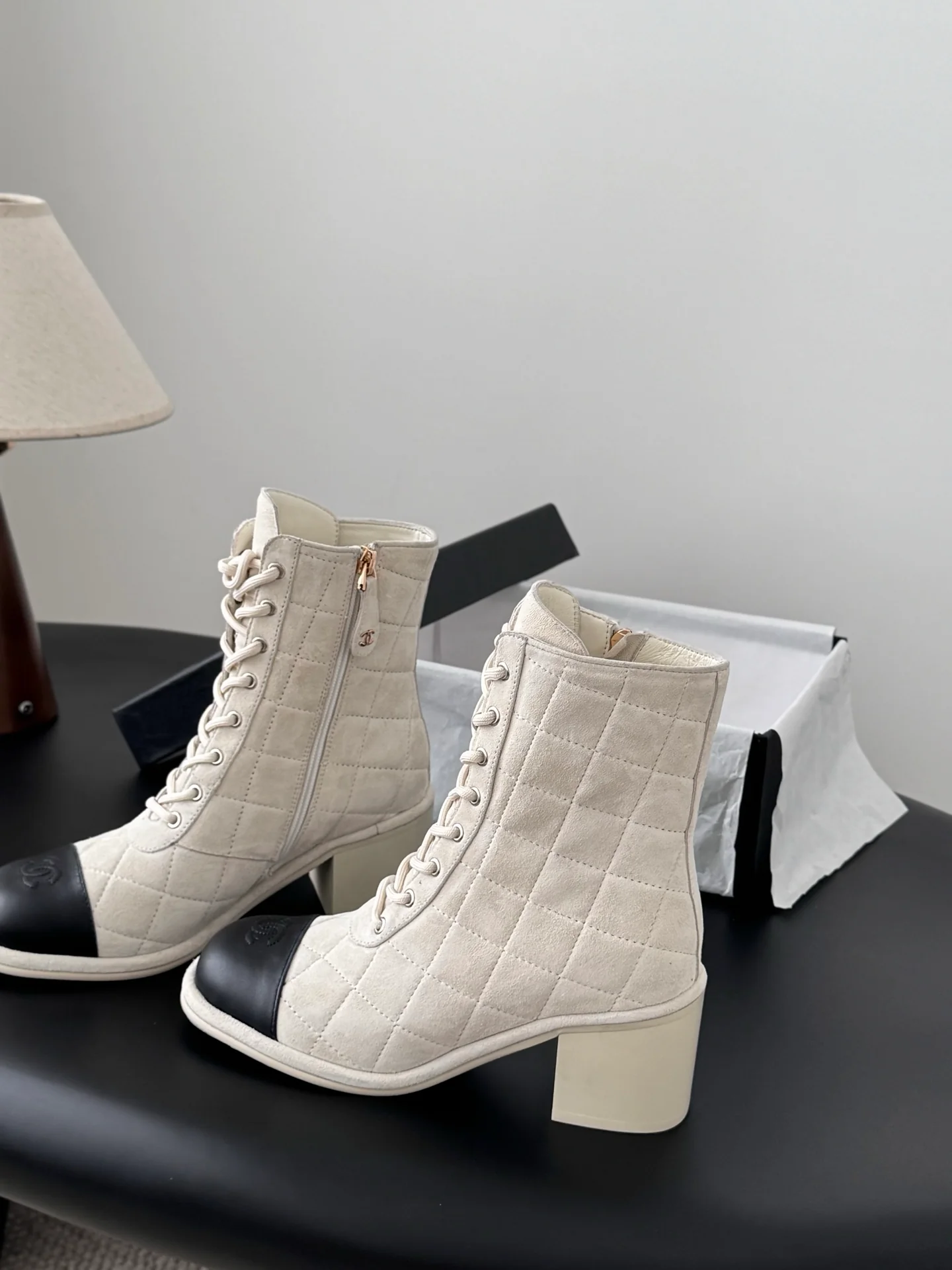 Chan 26ss ankle boots