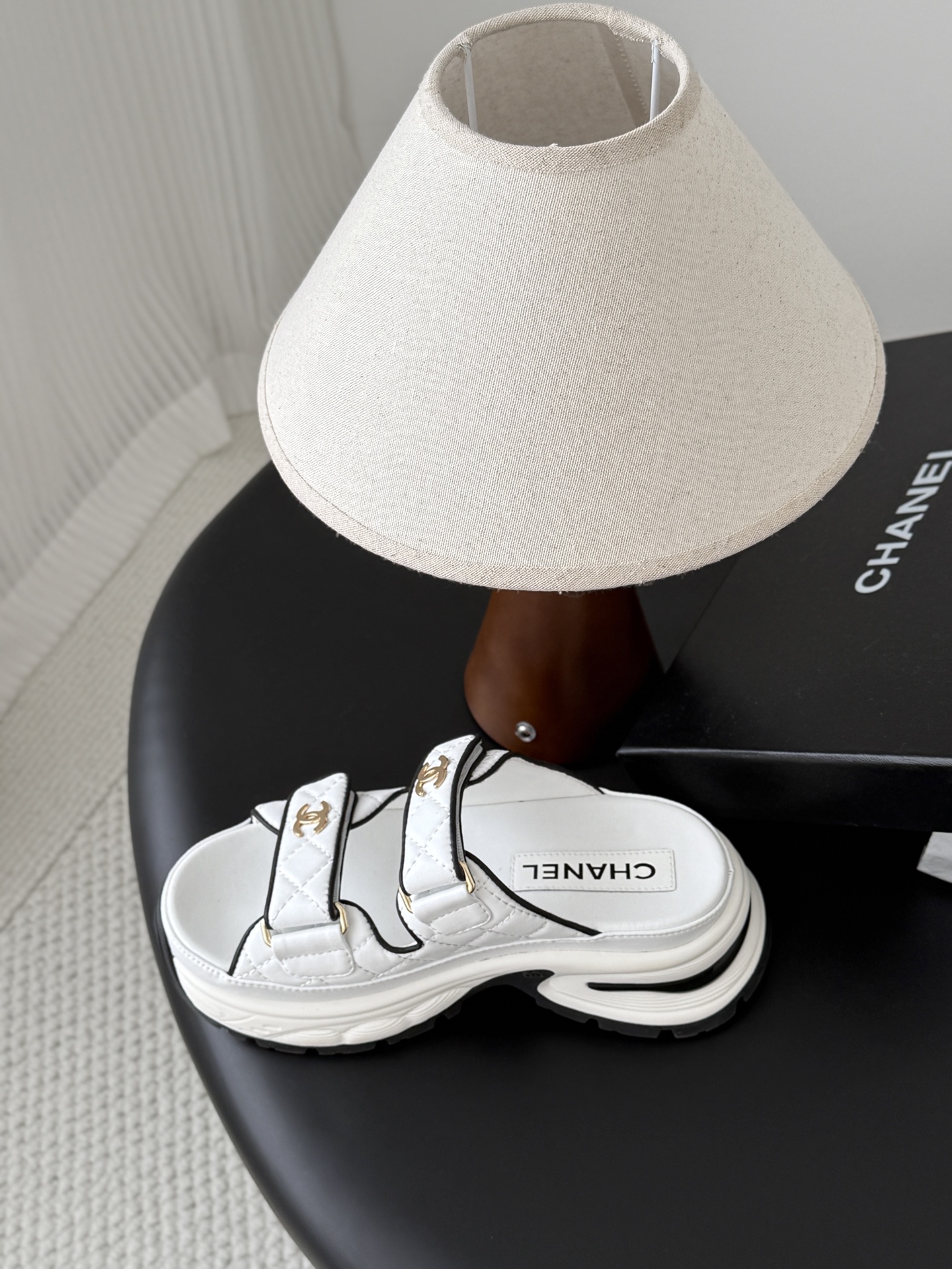 Chan 26ss velcro slippers