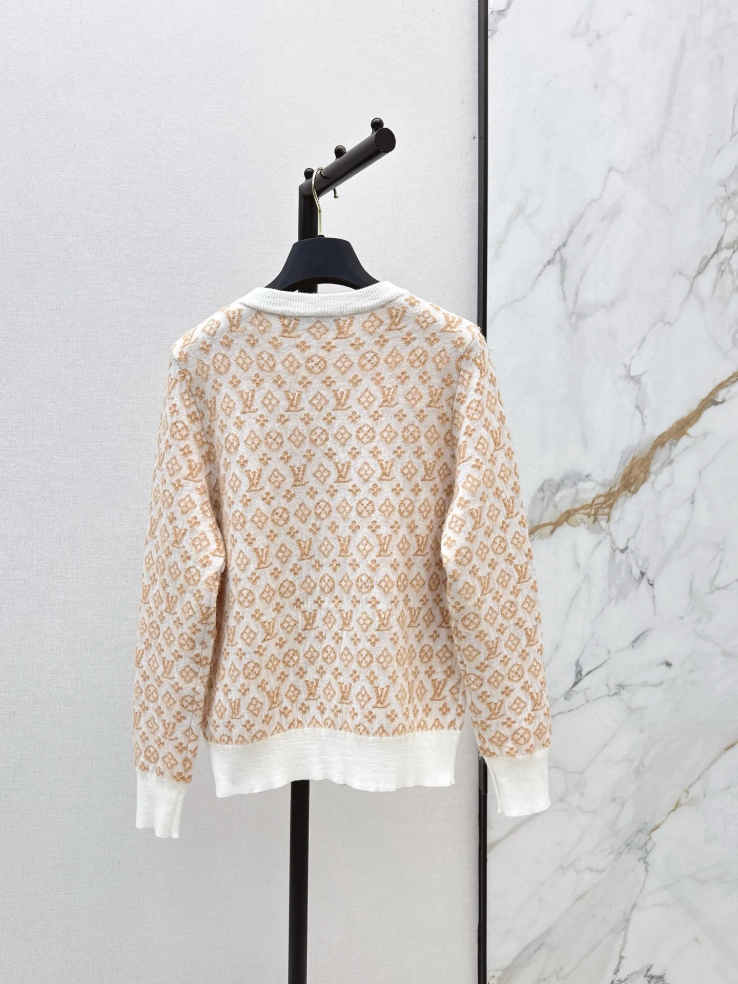 Loui 25fw jacquard cardigan