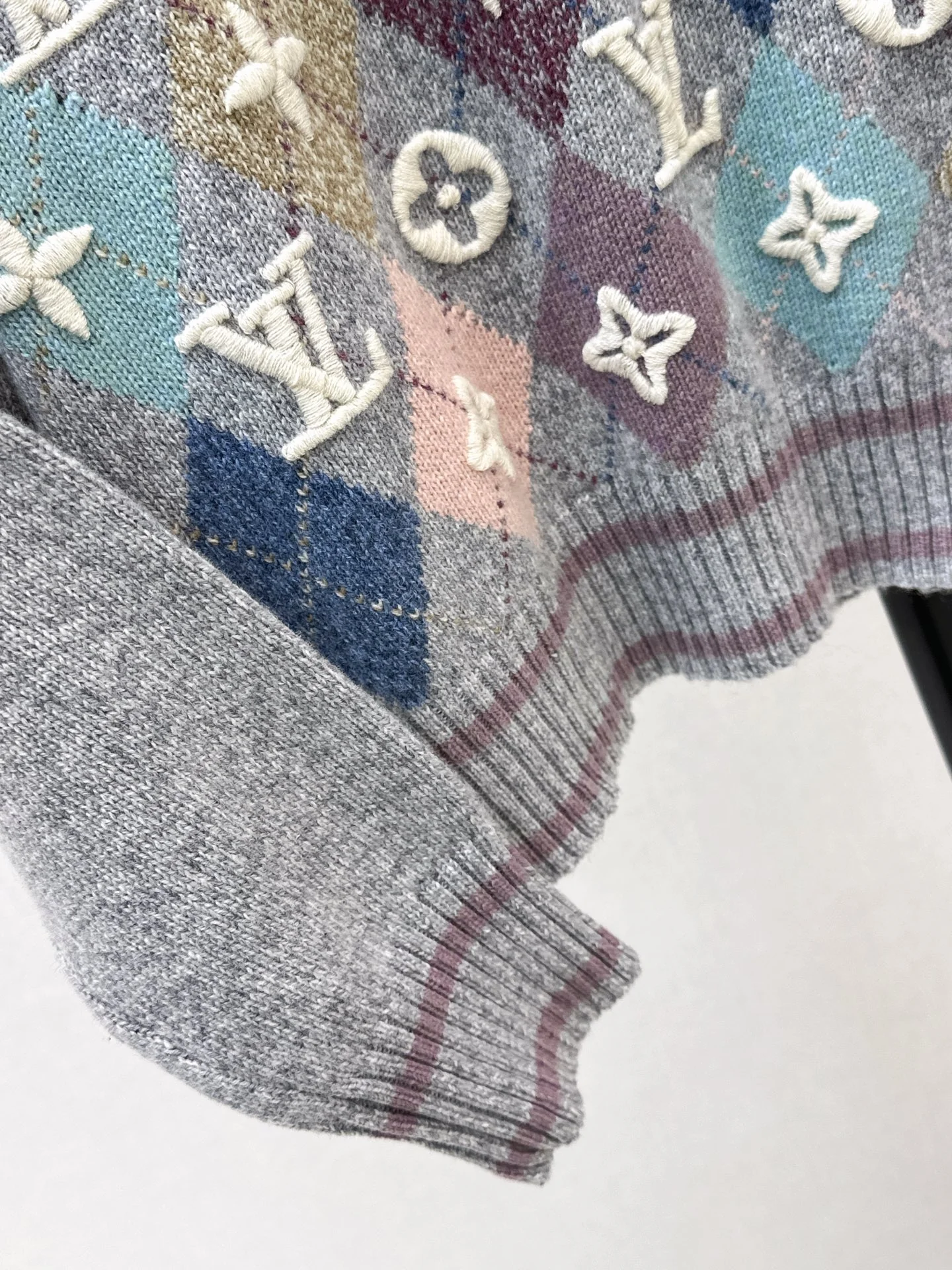 Louis 26ss jacquard sweater