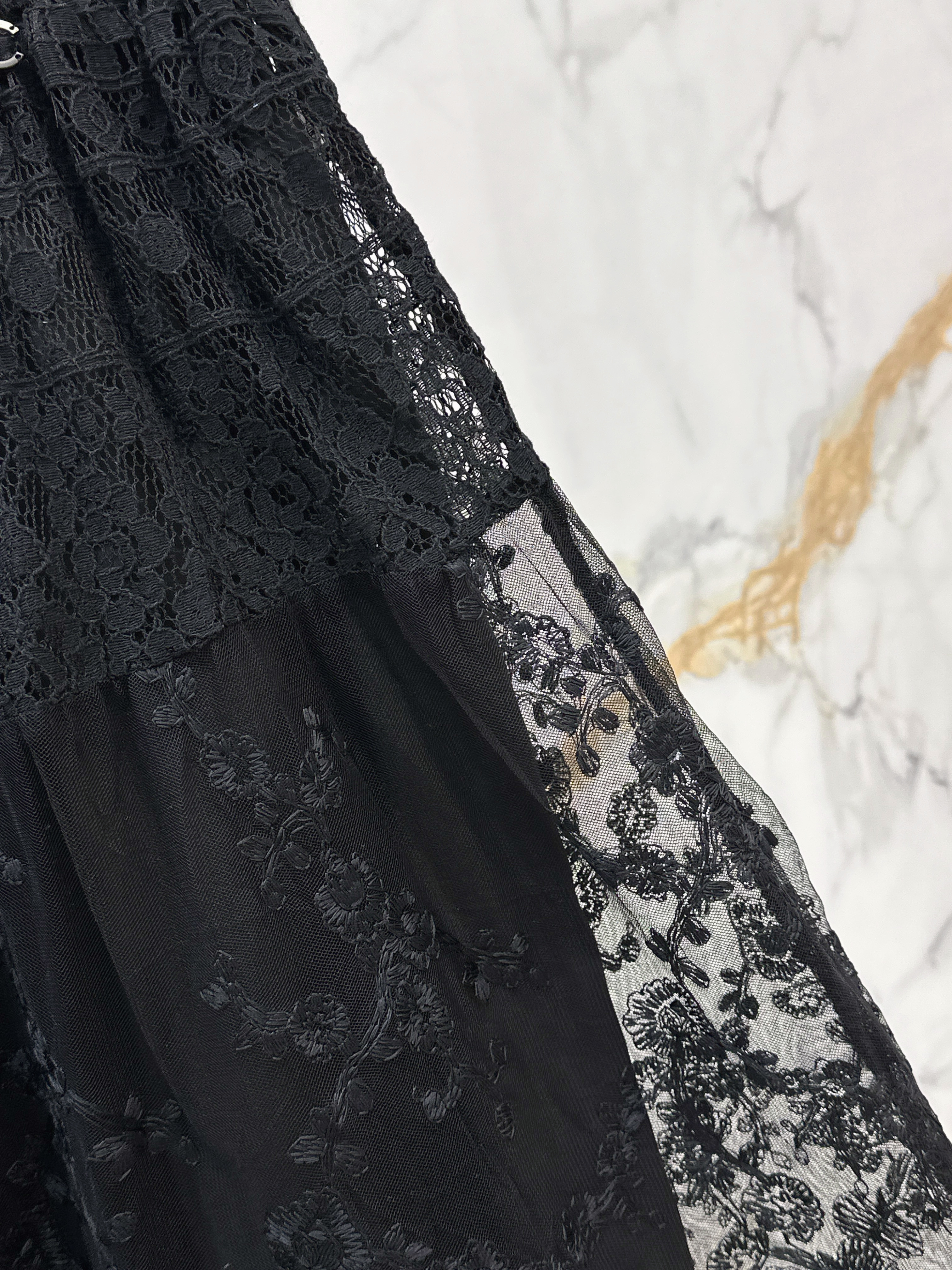 Chan 26ss lace skirt