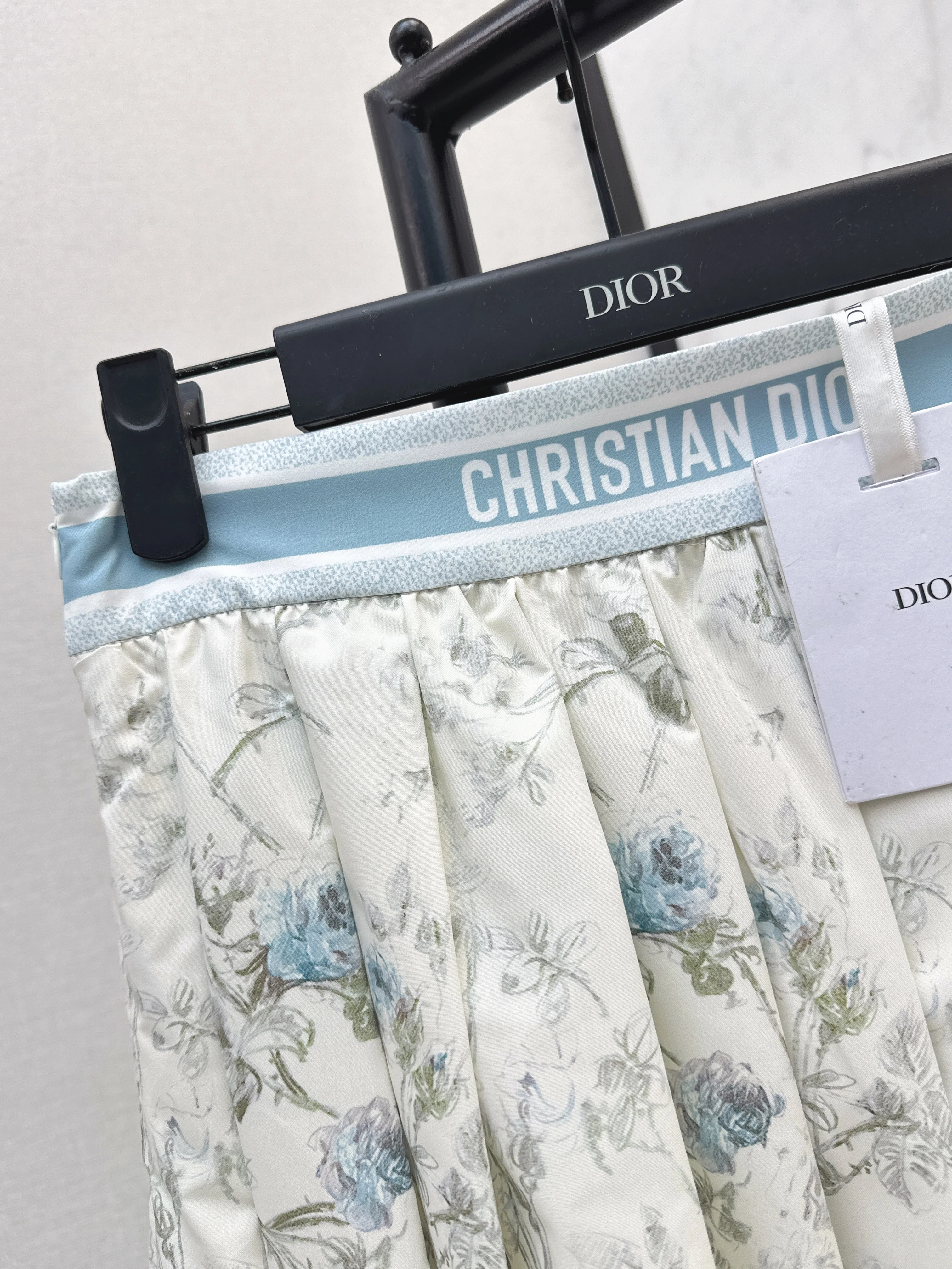 CD 26ss print pleated skirts