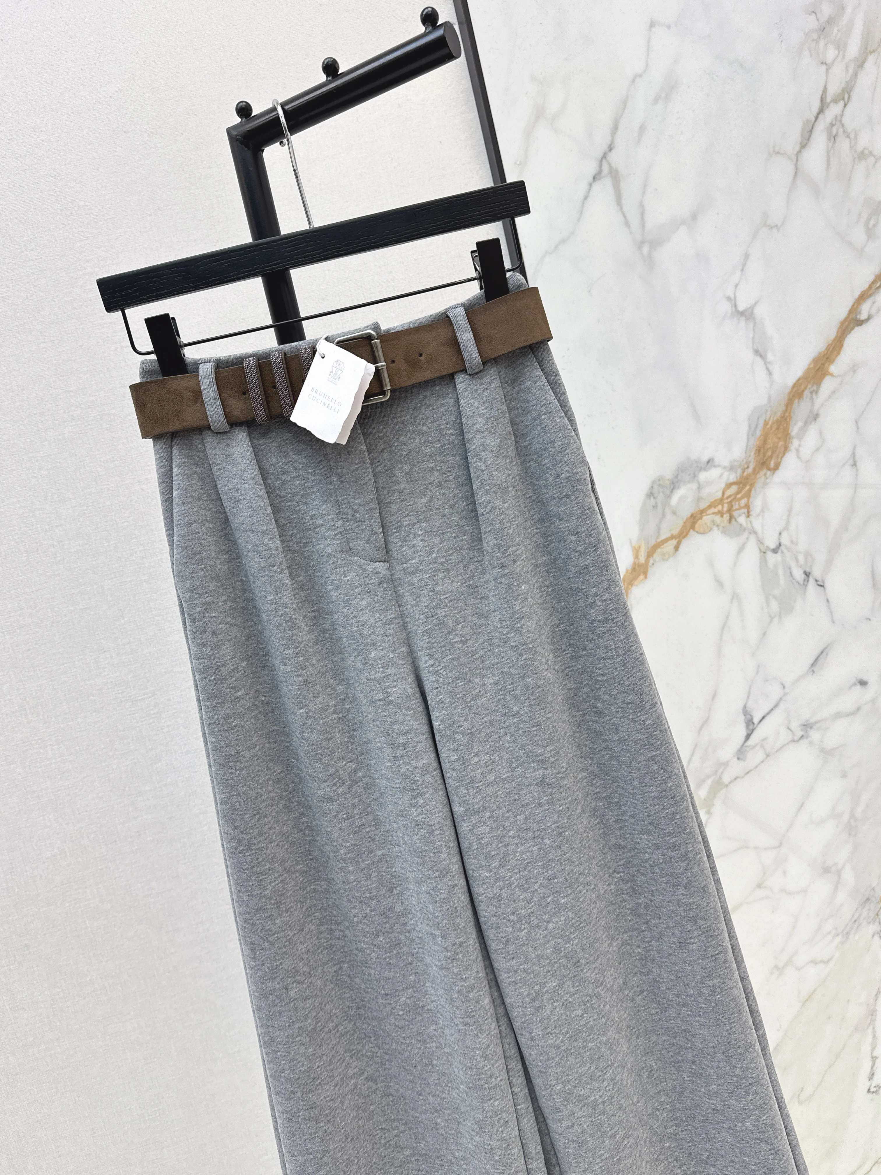 Brun 26ss straight pants with belted