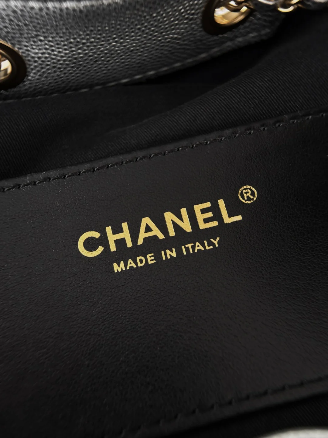 Chan 25S hobo bags