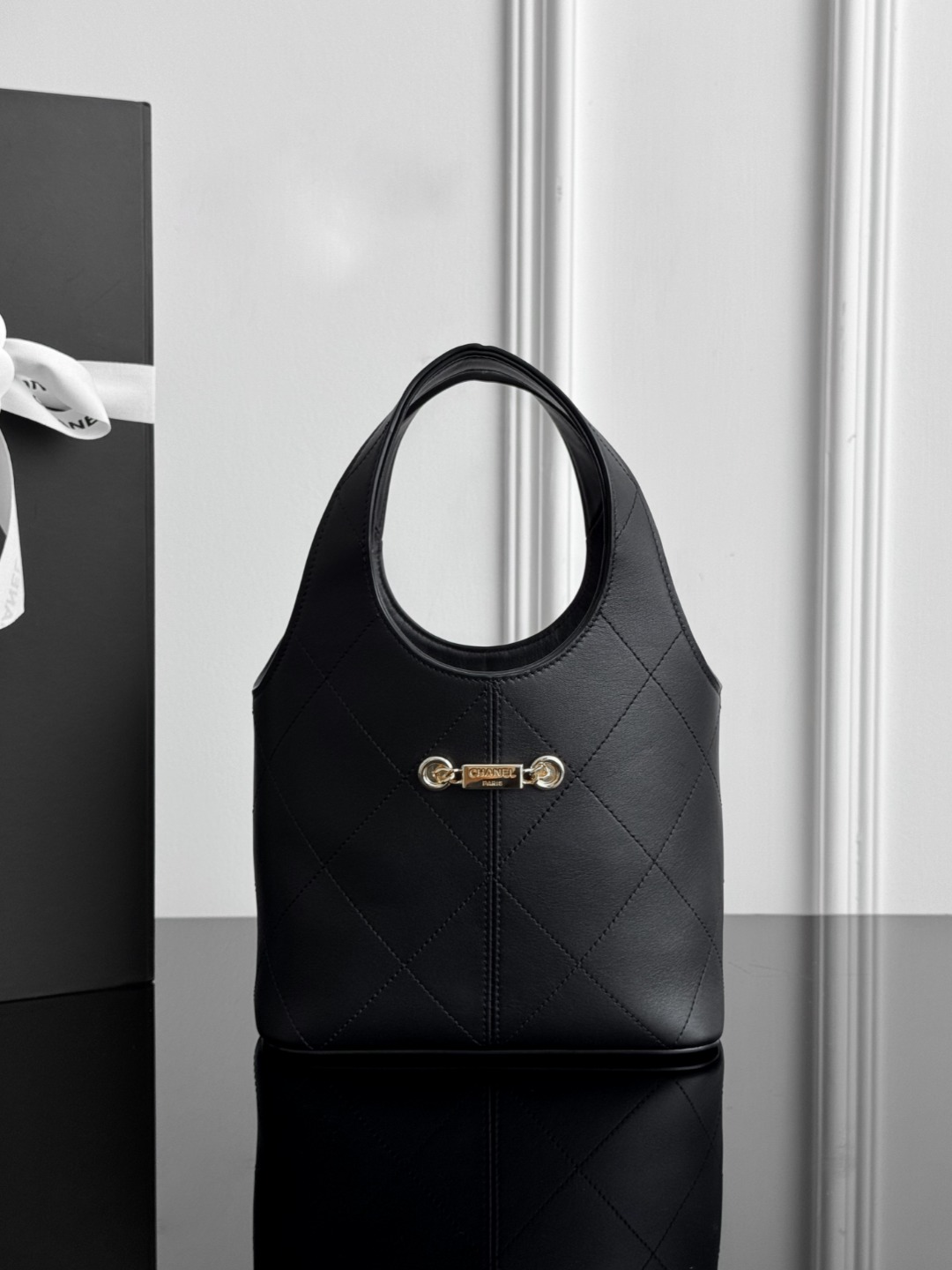 Chan 26P hobo bag