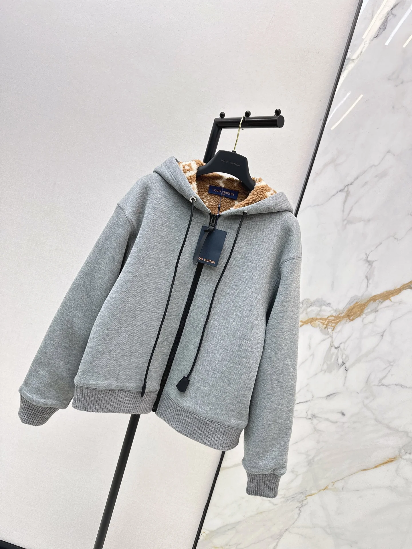 Louis 25fw drawstring jacket