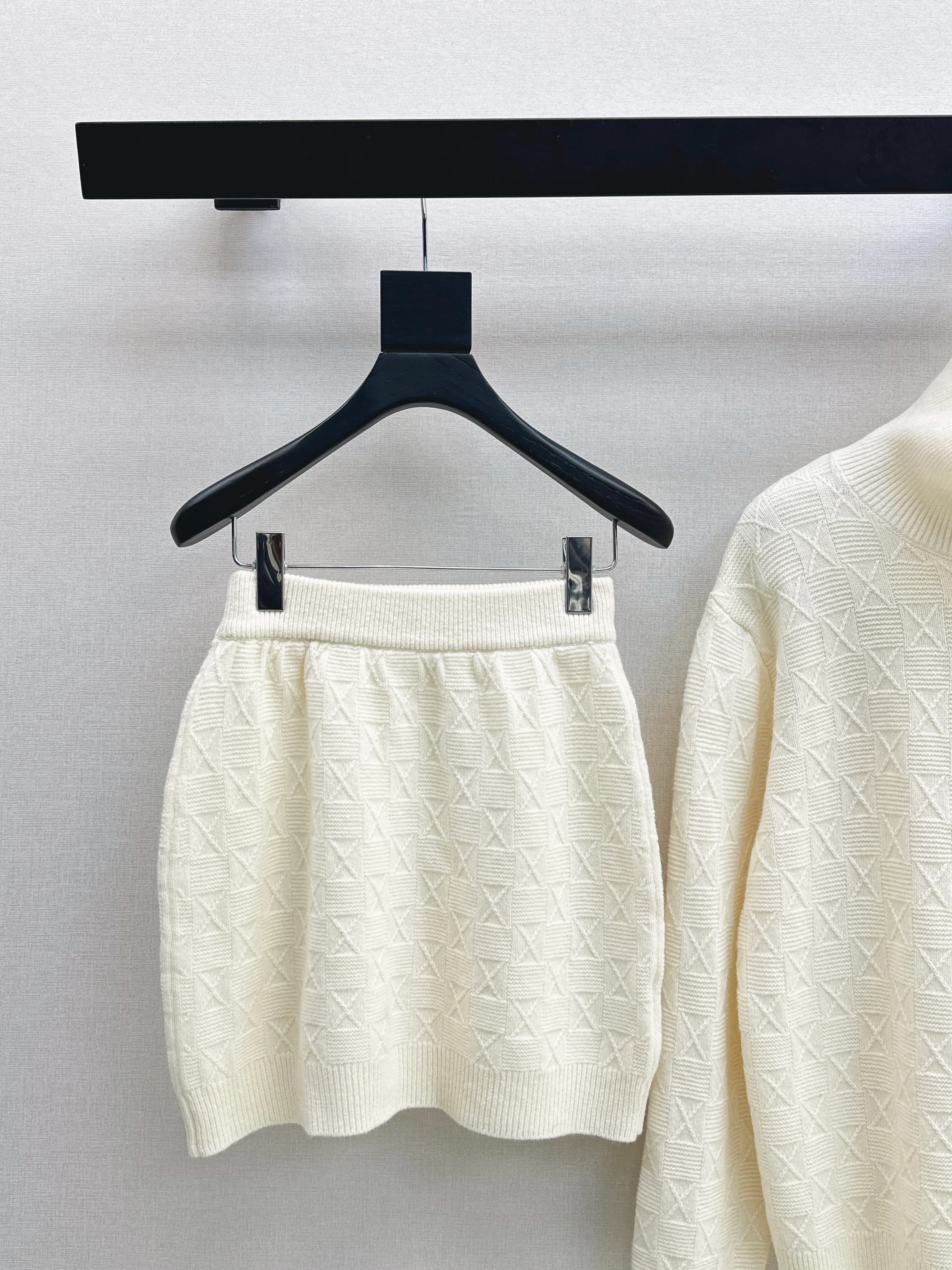 Miu 26ss jacquard knit sweater+skirts set