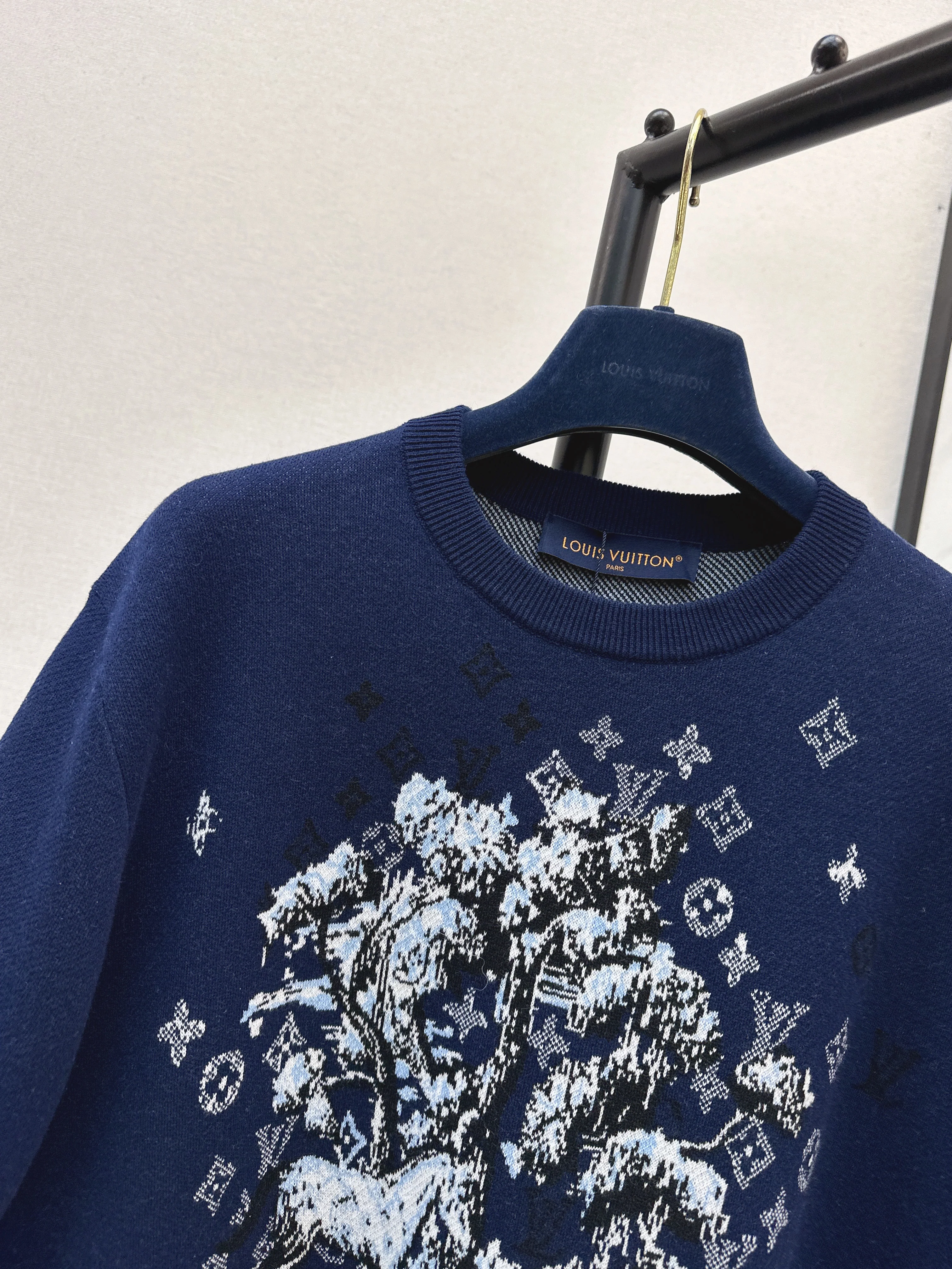 Louis 26ss jacquard knit sweater