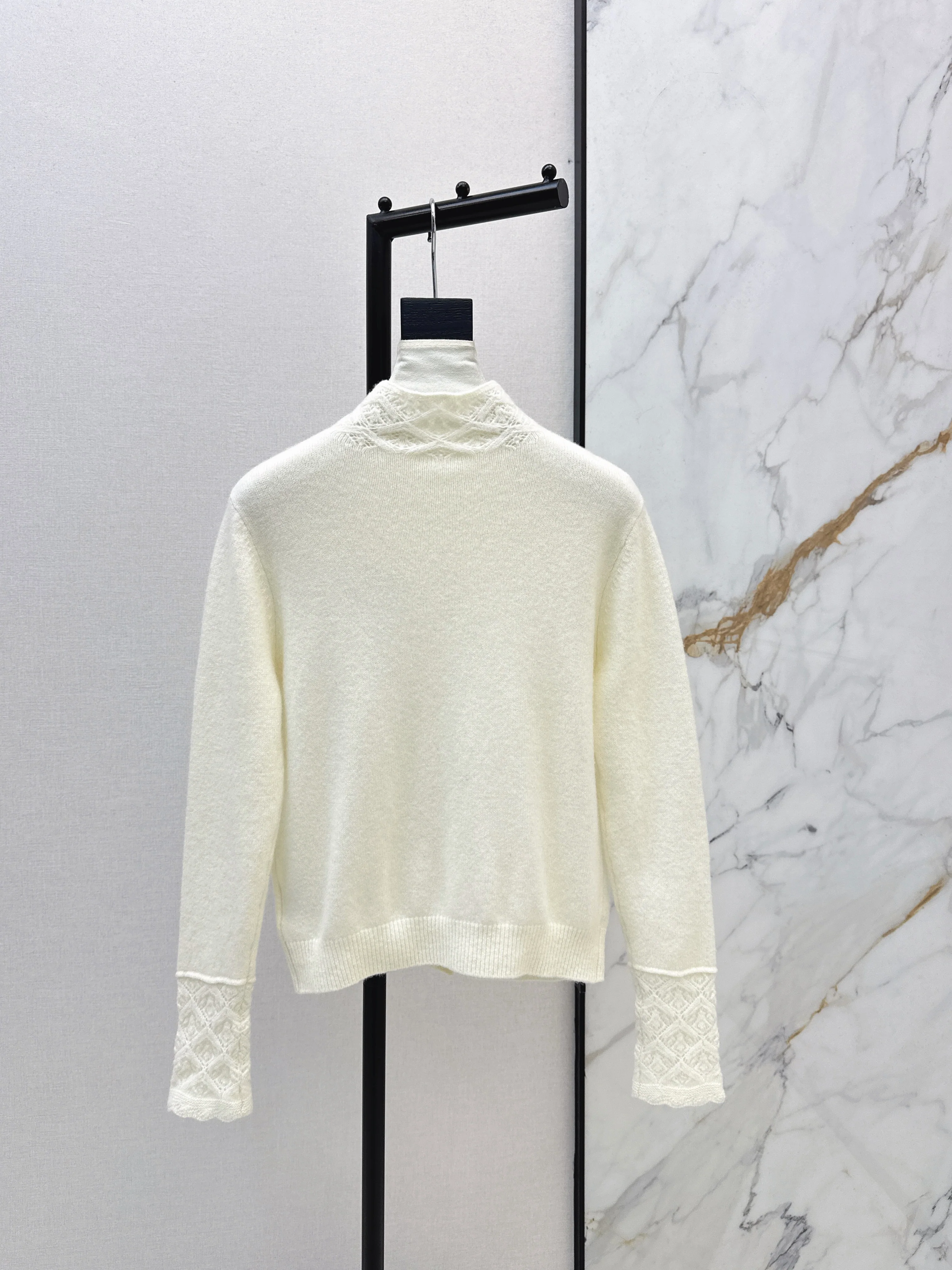 Chol 26ss high neck cardigan