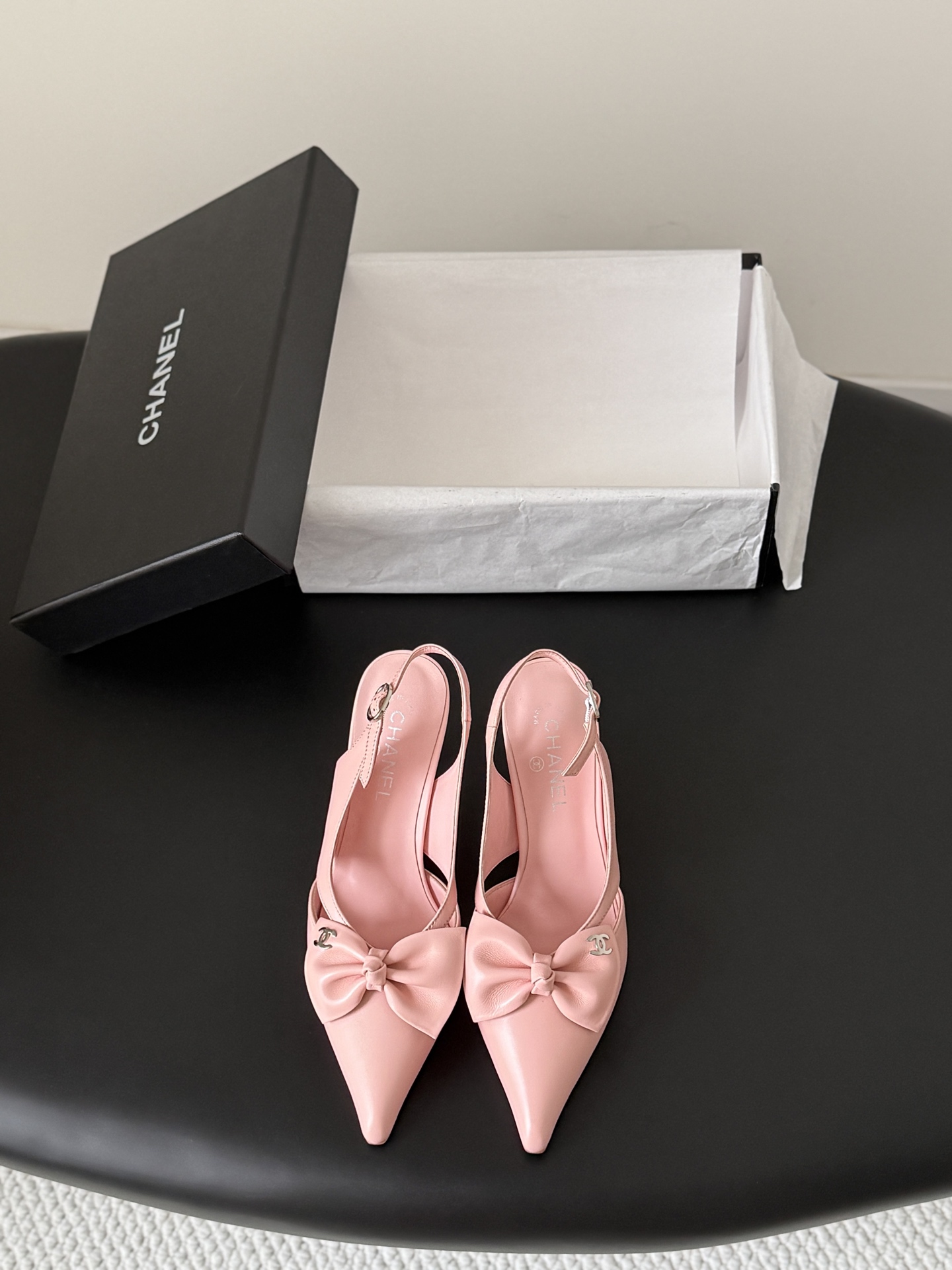 Chan 26ss bow slingback heel