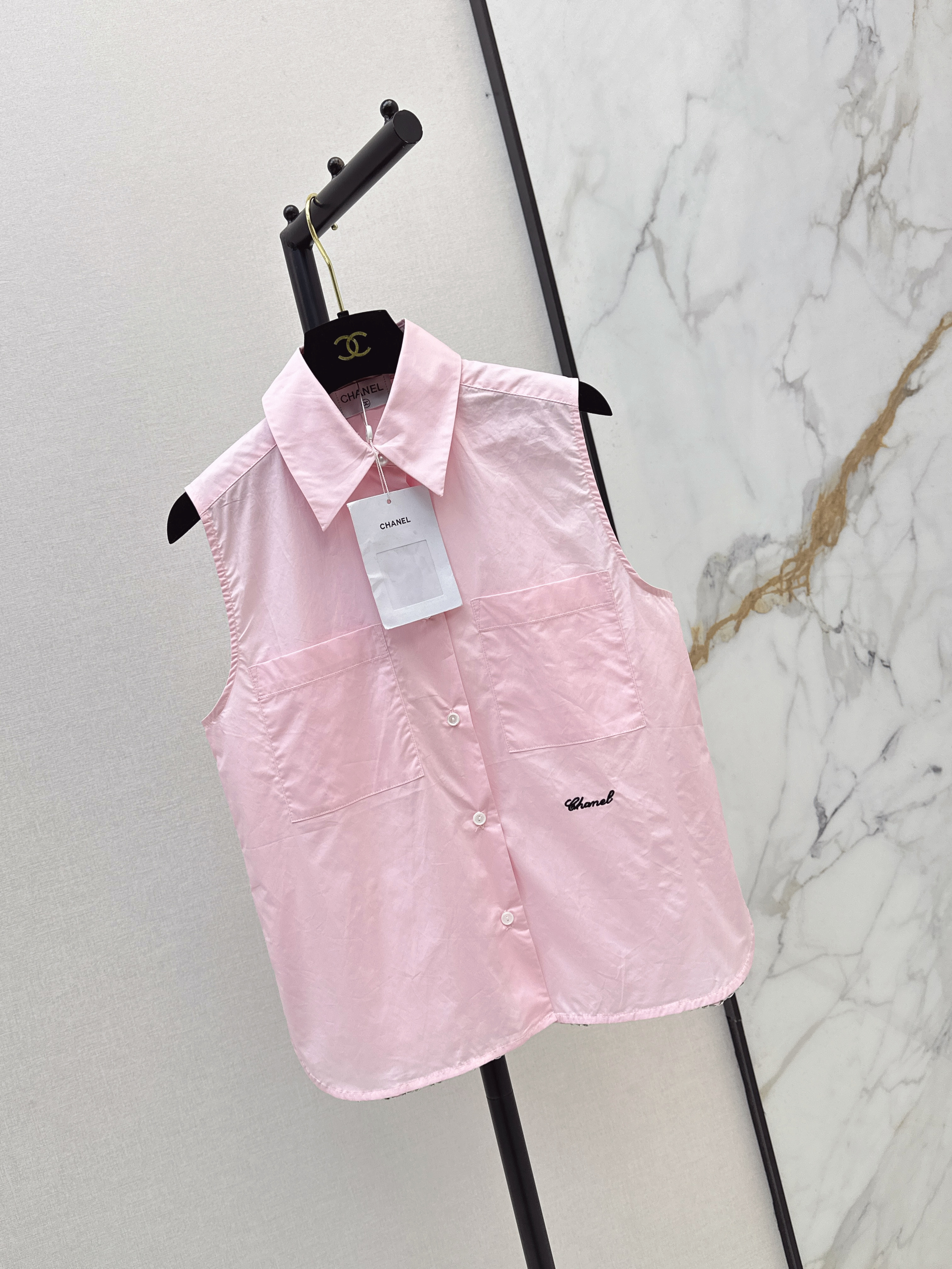 Chan 26ss sleeveless shirt